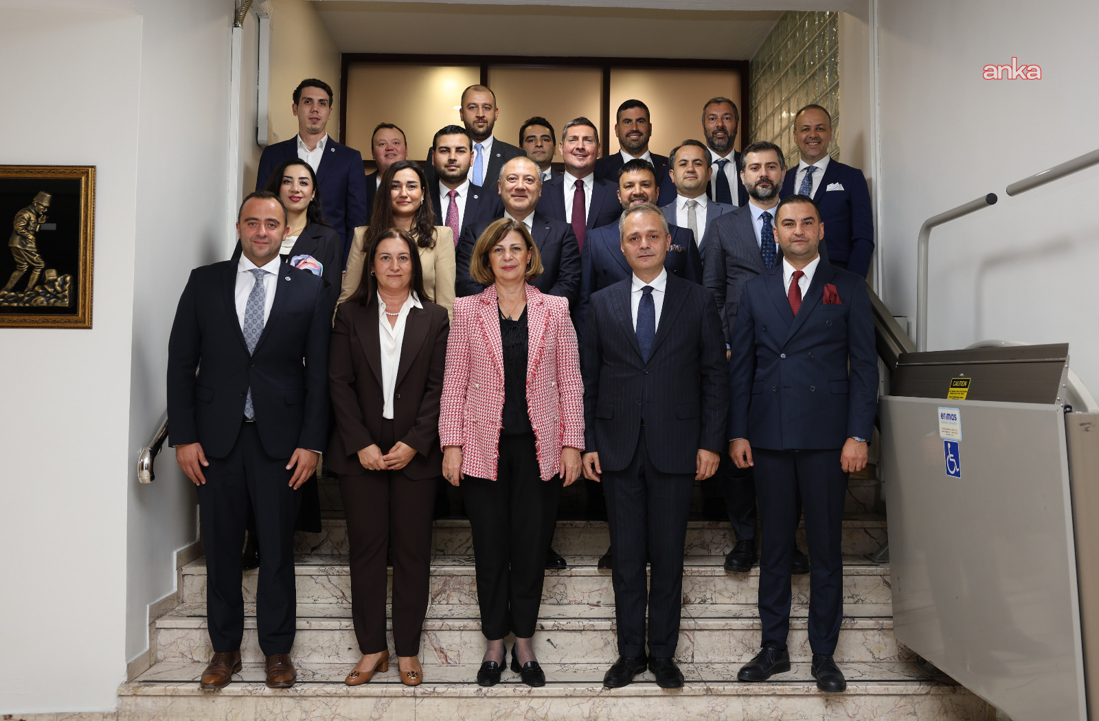 Eskişehir Büyükşehir Belediye Başkanı Ünlüce, İÇGİAF üyelerini ağırladı