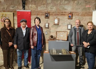 Silivri Sanat Platformu'nun "Zamanın İzinde" sergisi, sanatseverlerle buluştu