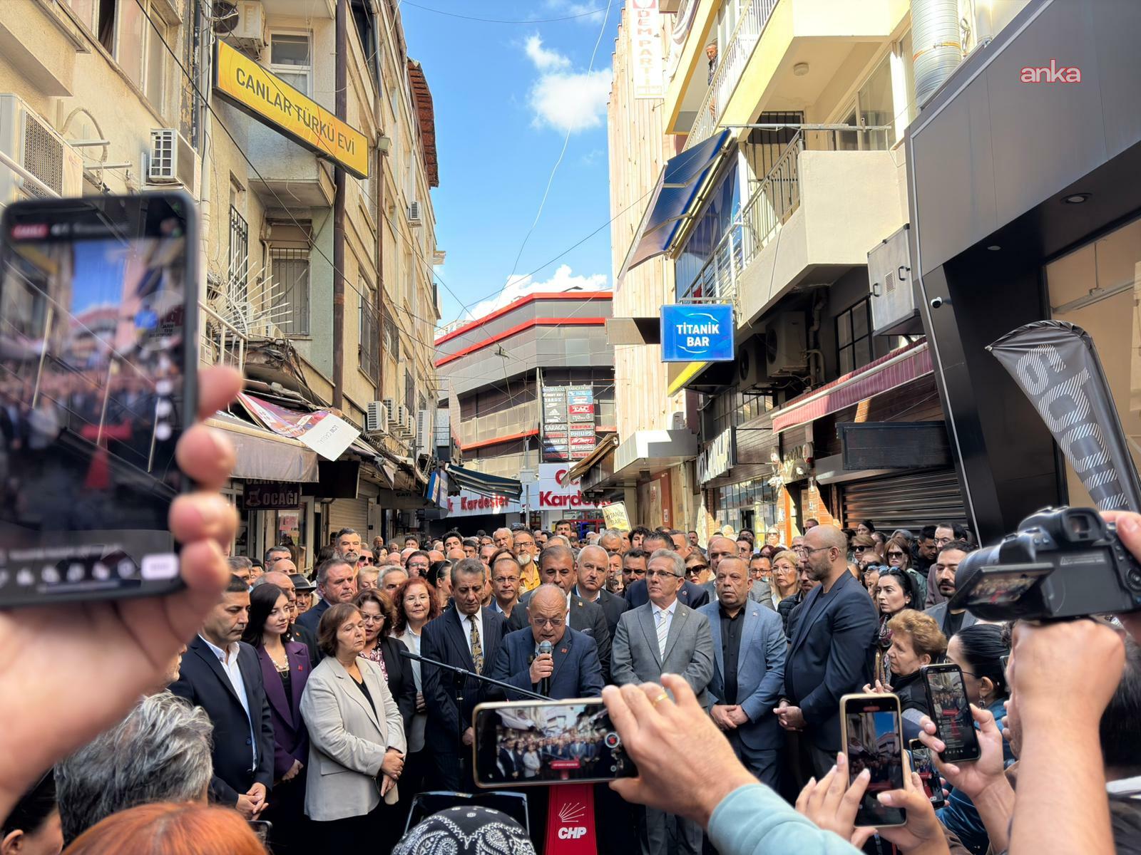 CHP Aydın İl Başkanı Hikmet Saatçı, 19 Ekim yapılacak il kongresinde yeniden aday olduğunu açıkladı