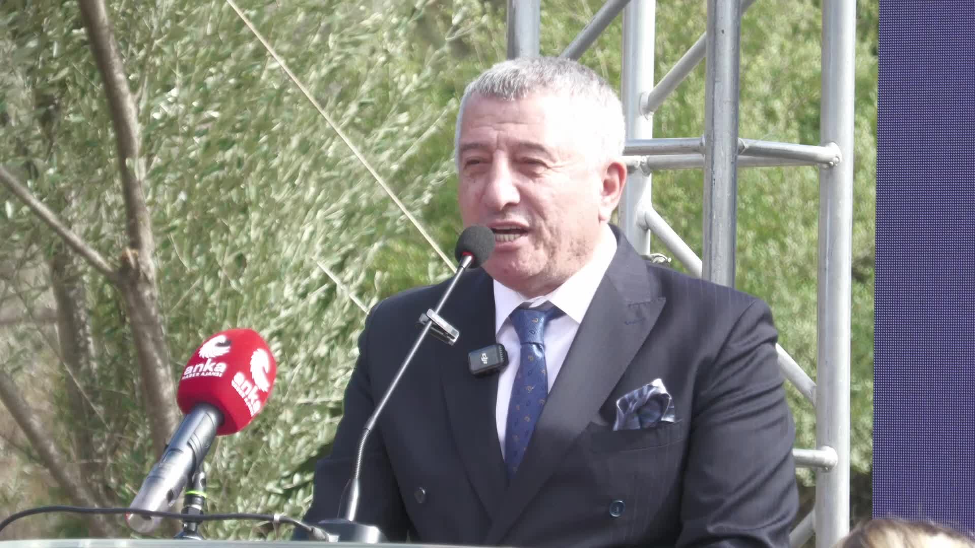 İzmir Güzelbahçe'de Can Dostlar Yeni Yaşam Merkezi kapılarını açtı