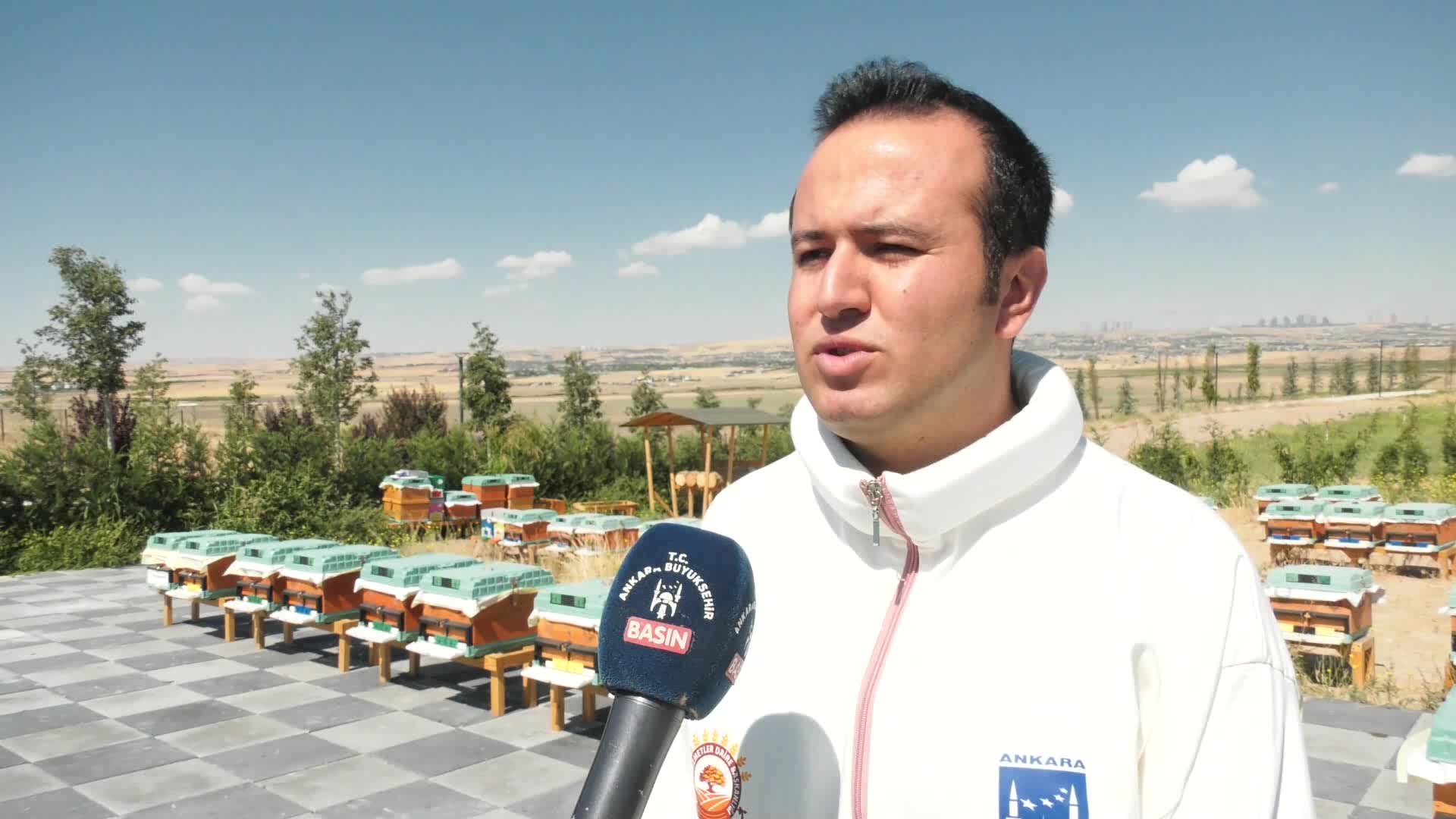 Ankara Büyükşehir Belediyesi, "Arıcılık Araştırma, Üretim ve Eğitim Merkezi" kurdu