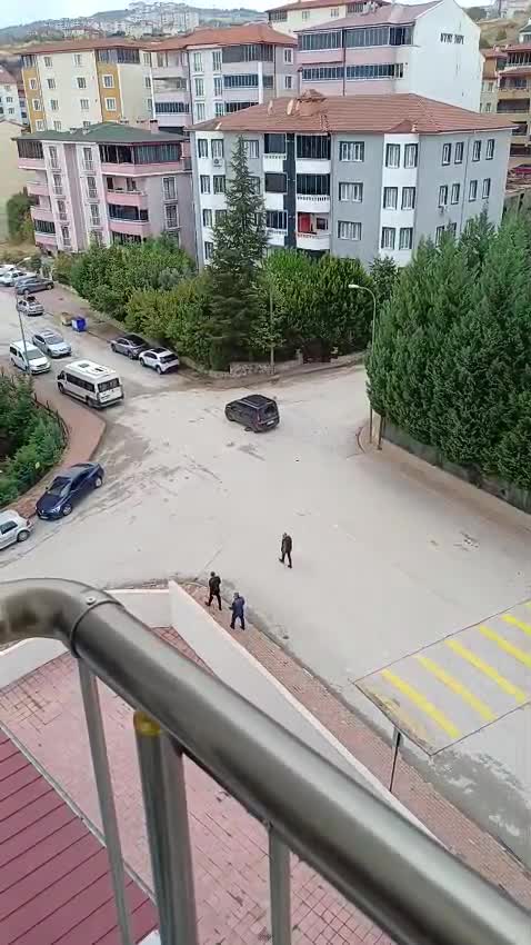 Bilecik'te mahkeme sonrası iki aile arasında kavga: 4 kişi yaralandı
