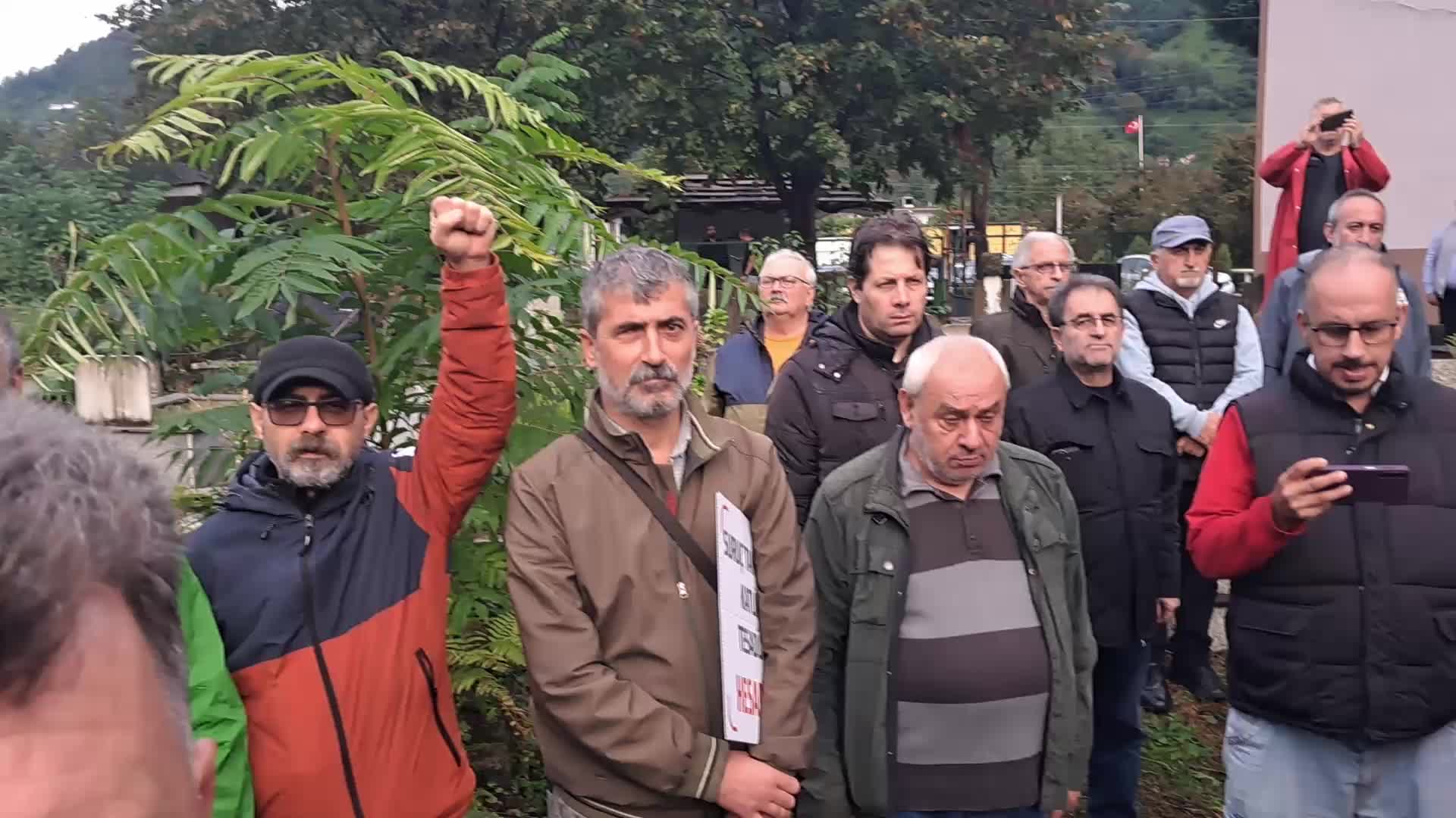Ankara Gar katliamında hayatını kaybeden Elif Kanlıoğlu Arhavi’de anıldı