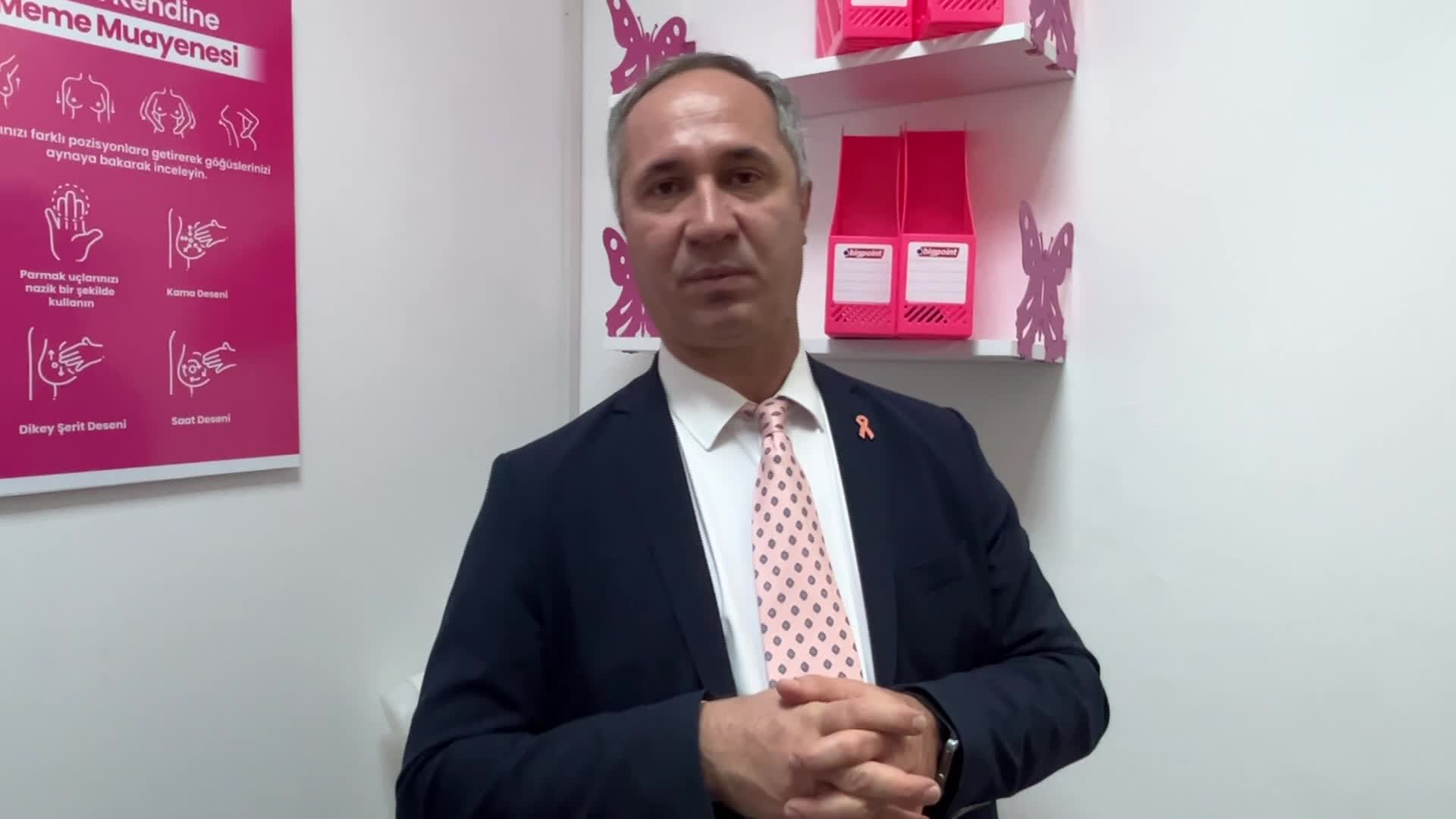 Trakya Üniversitesi Tıp Fakültesi öğretim üyesi Prof. Dr. Sezer'den 'meme kanseri' uyarısı: "Kadınlar 40 yaşından sonra yılda bir kere doktora gelmeli"