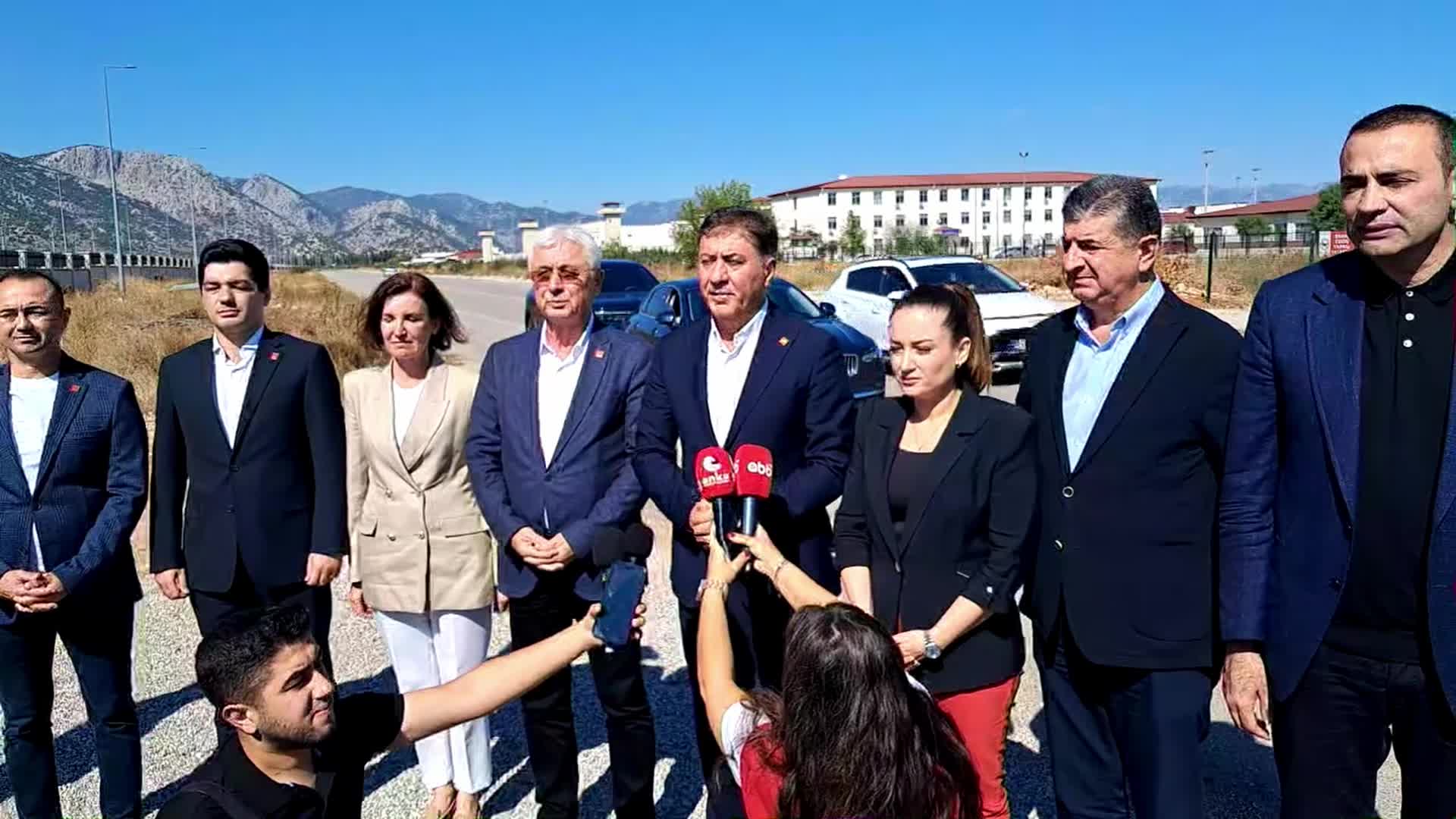 Murat Emir: "Muhittin Böcek'e sağlık sorunlarından dolayı en azından ev hapsi verilmelidir. Kendisinin veremeyeceği hiçbir hesap yoktur"