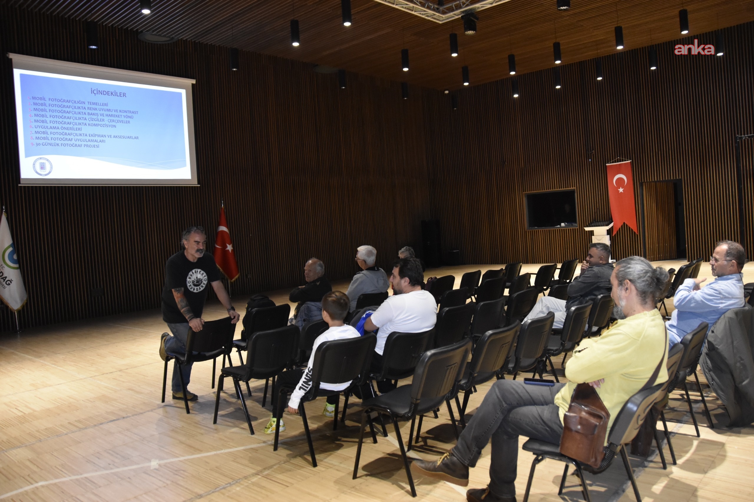 Tekirdağ Büyükşehir Belediyesi, Mobil Fotoğrafçılık Atölyesi'ne ev sahipliği yaptı