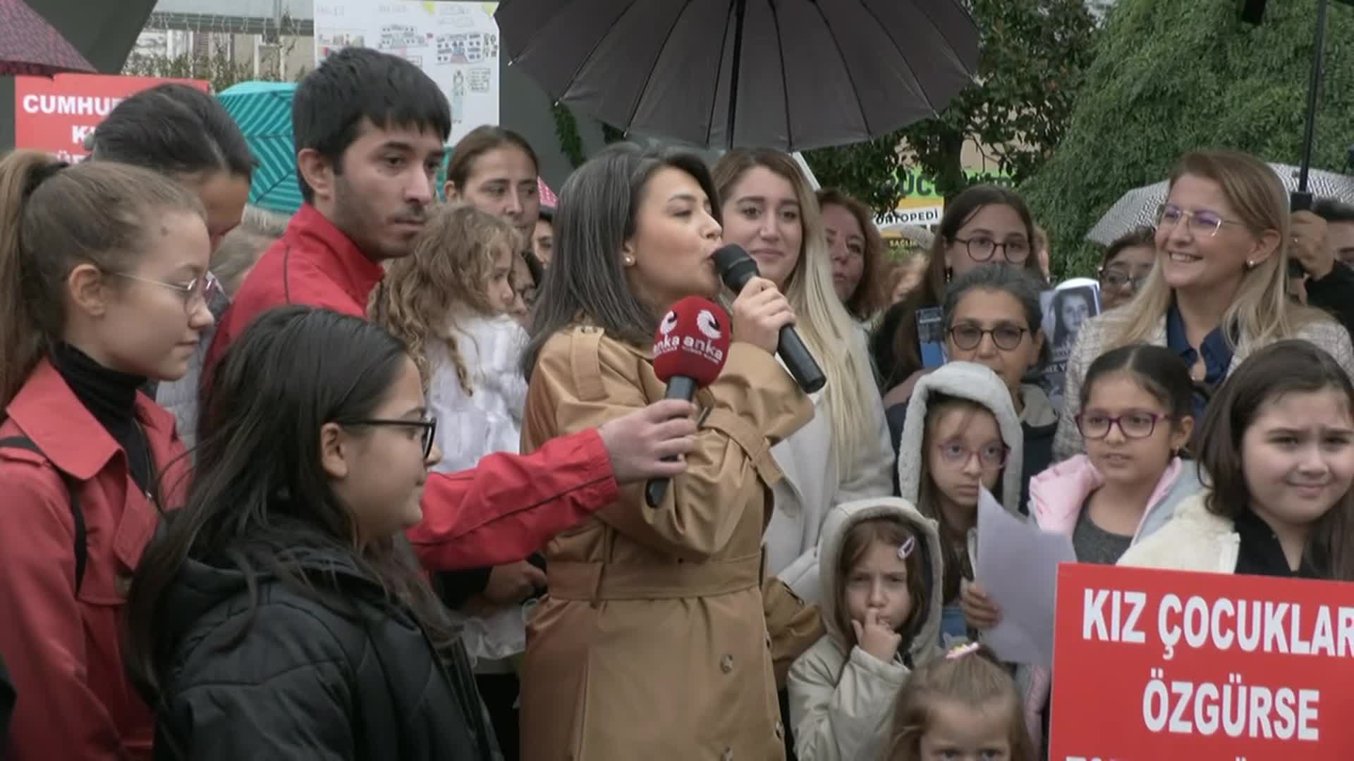 CHP İstanbul Kadın Kolları Başkanı Dursun: "Erken yaşta evliliğe zorlanan, eğitim hakkından kopartılan her bir kız çocuğu, bu ülkenin utancıdır"
