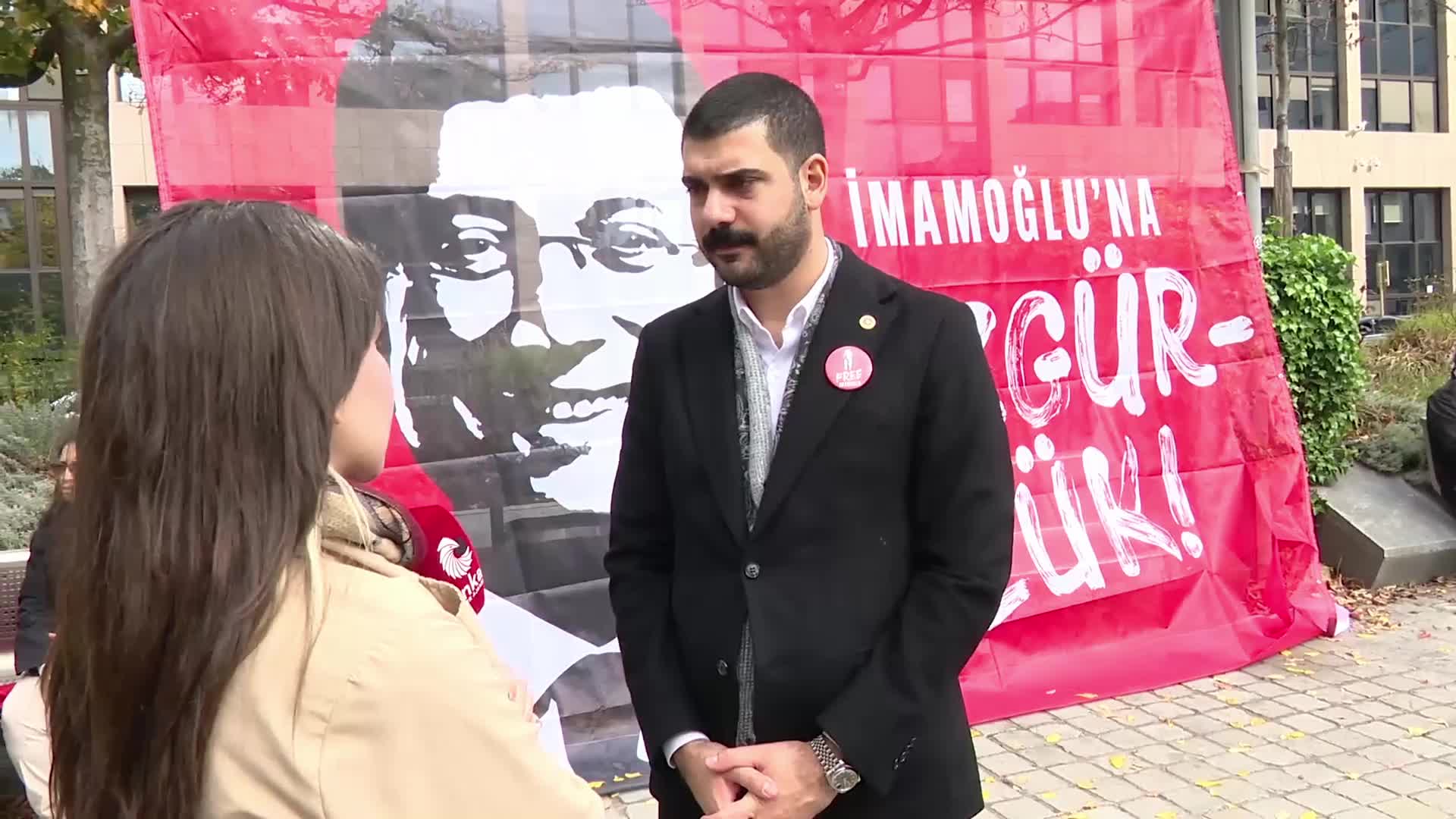 CHP'nin Brüksel'deki “Millet İradesine Sahip Çıkıyor” mitingi... Ali Gökçek: "Buradaki vatandaşlarımızın gönüllerinin Türkiye ile bir attığını görmüş olduk"