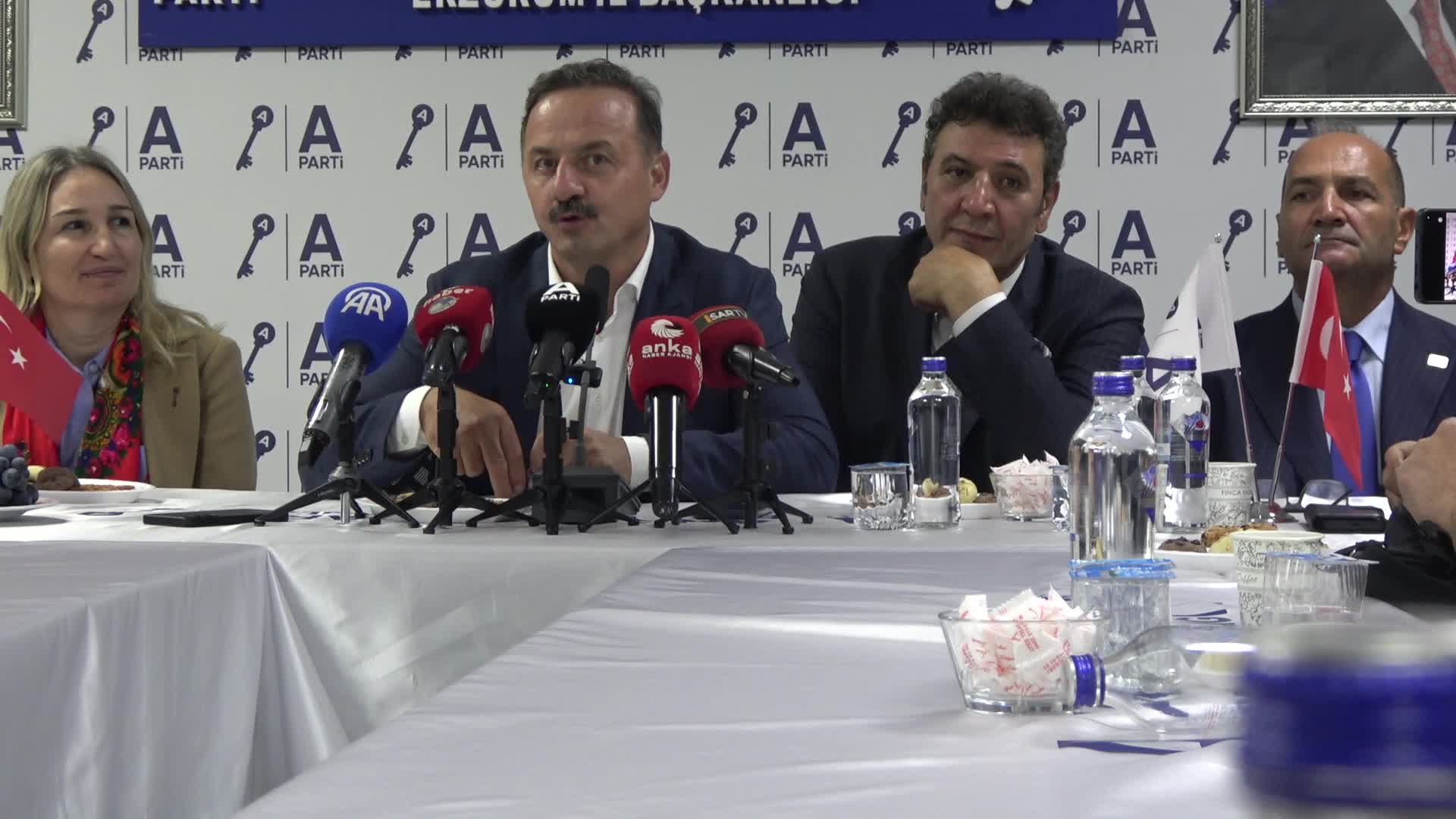 Anahtar Parti Genel Başkanı Ağıralioğlu: "Bir tane kurucu önder var o da Mustafa Kemal Atatürk..."
