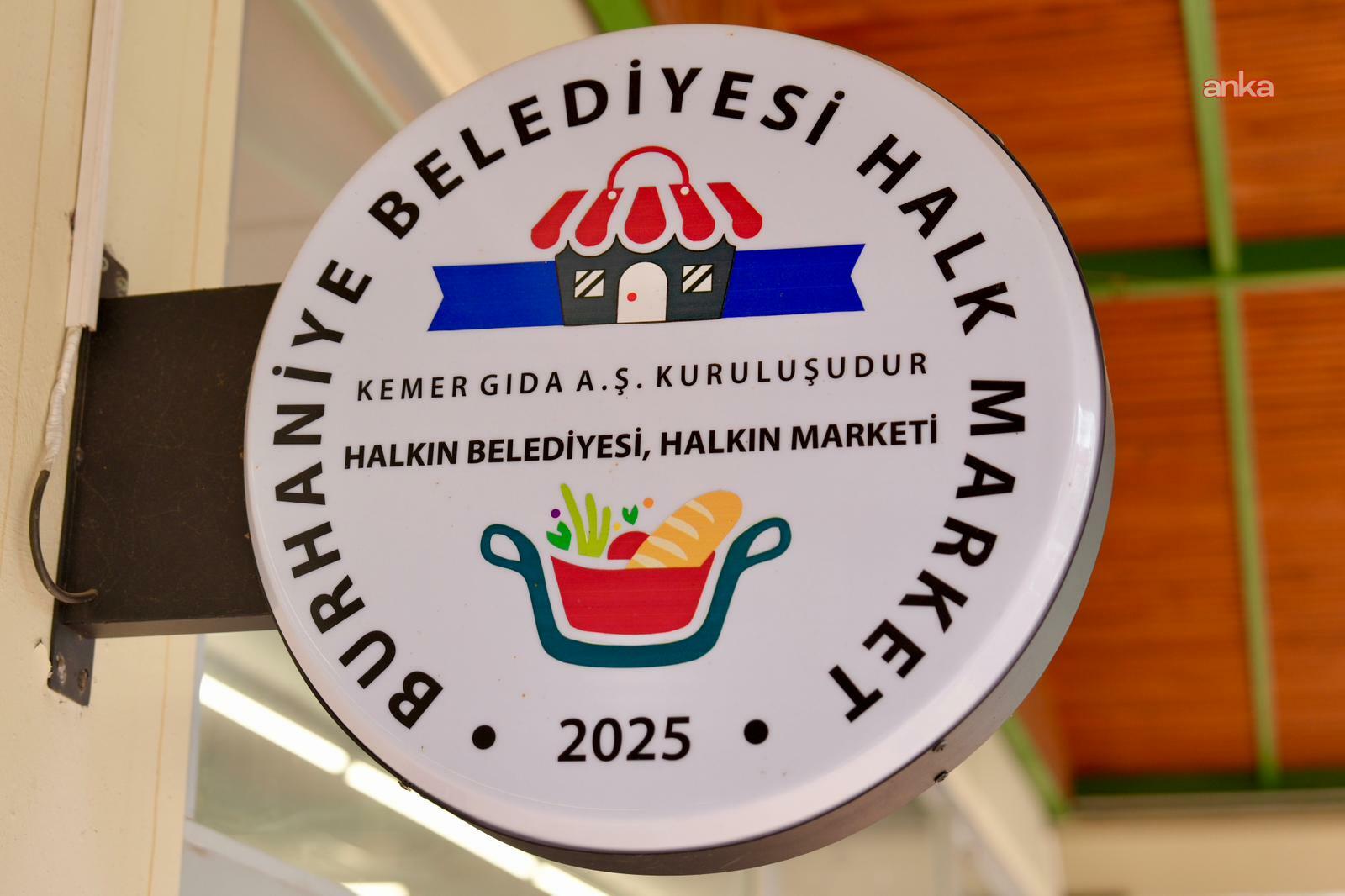 Burhaniye Belediye Başkanı Deveciler: "Zorlu ekonomik koşullarda hemşehrilerimizin yanında olmaya devam edeceğiz”