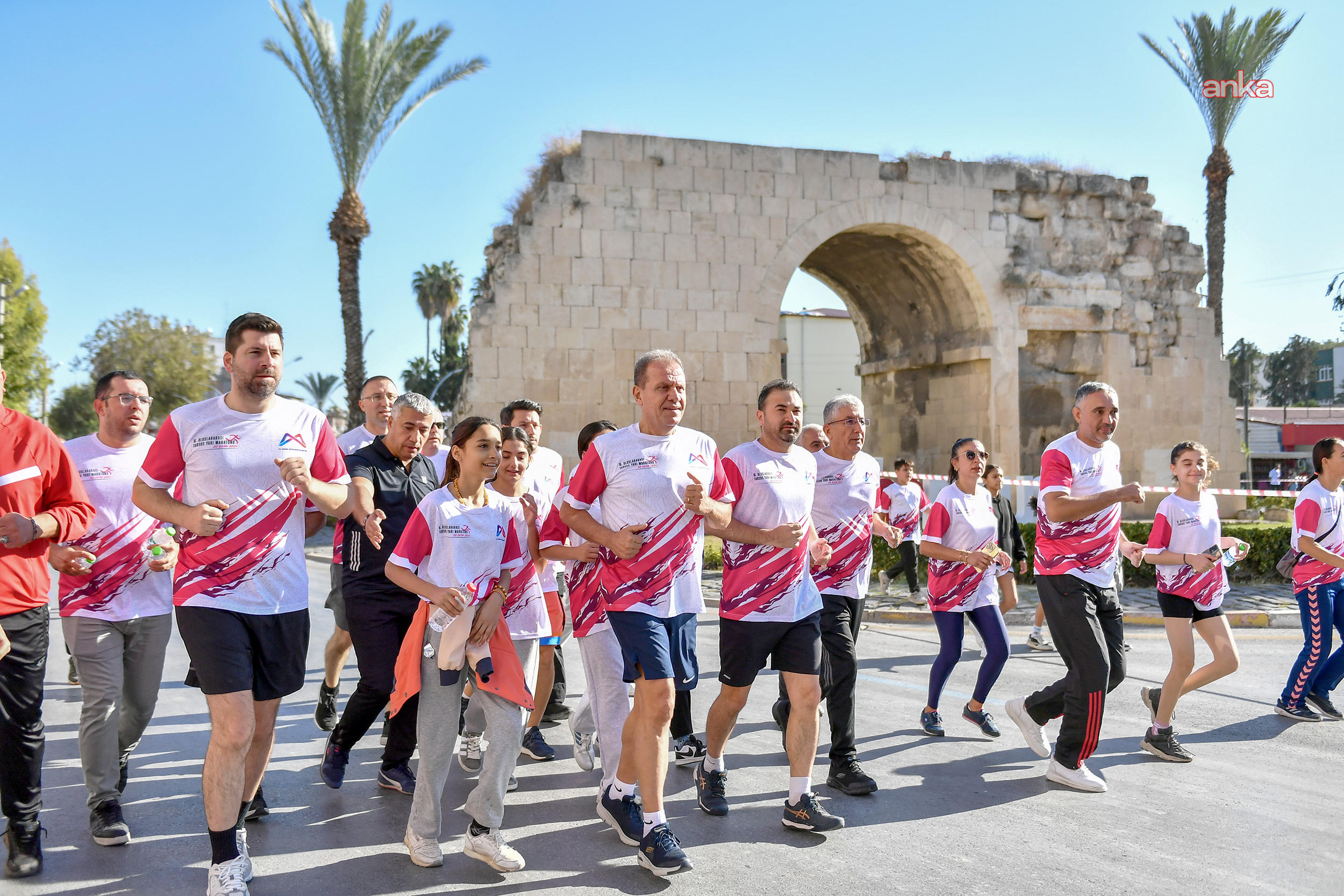 “Uluslararası Tarsus Yarı Maratonu” heyecanı Mersin’i sardı