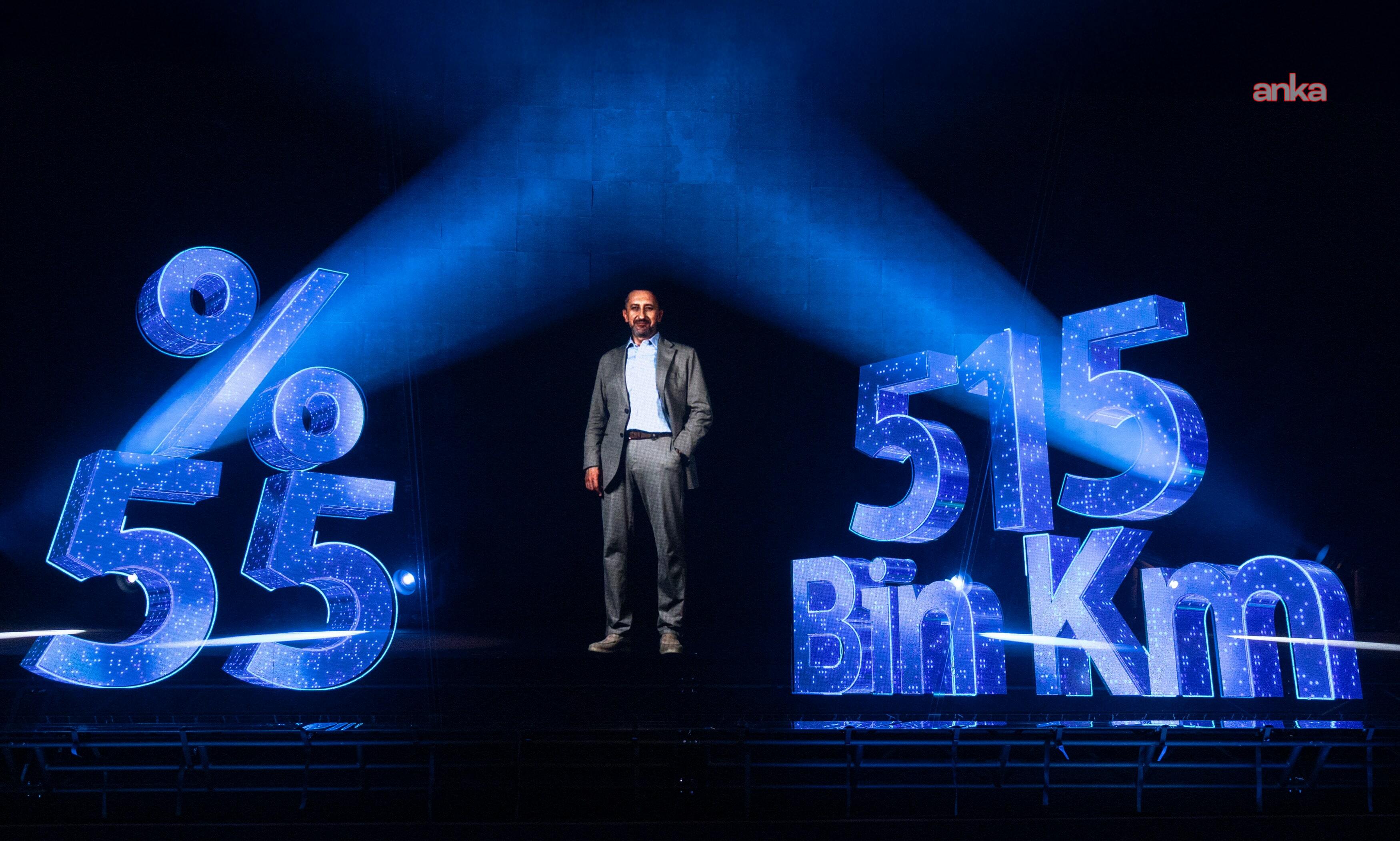 Türk Telekom bir ilke imza attı: 5G hologram ile canlı basın toplantısı
