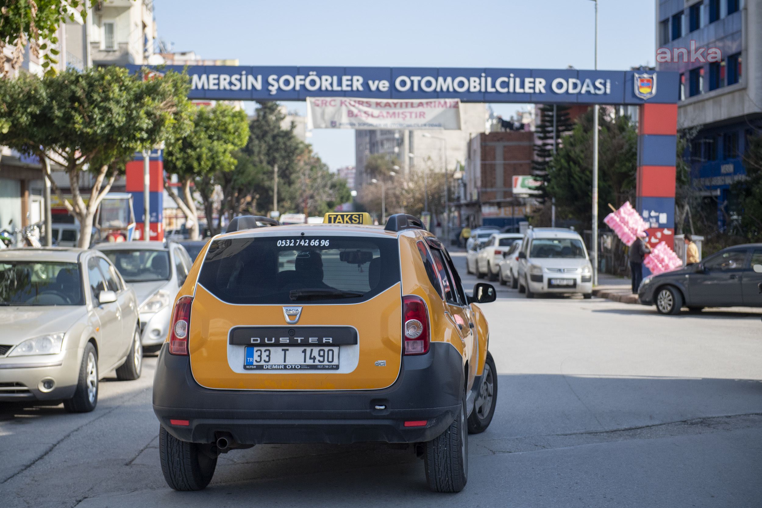 MERSİN BÜYÜKŞEHİR’İN DESTEĞİ, TOPLU TAŞIMA ESNAFININ YÜZÜNÜ GÜLDÜRDÜ