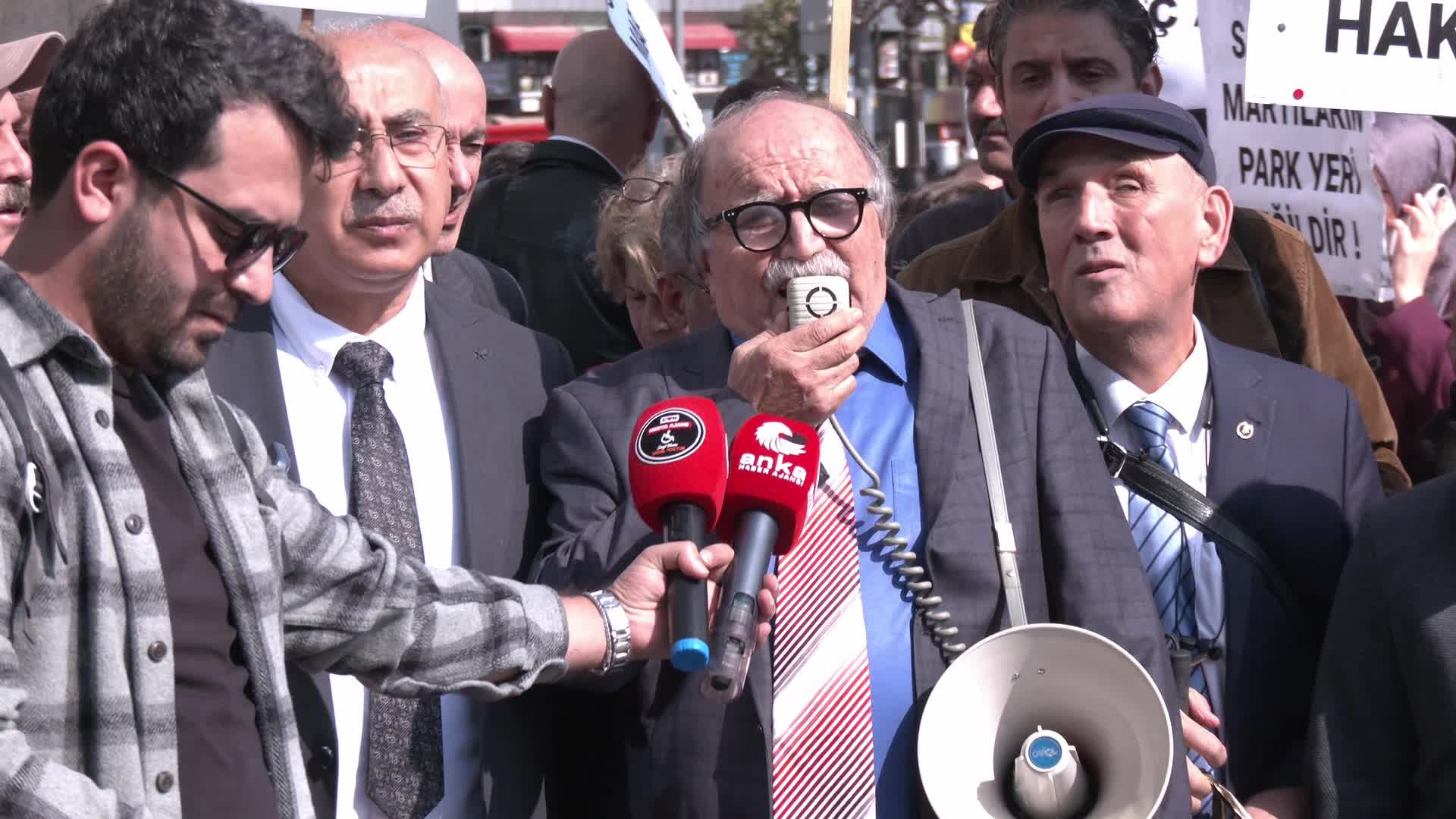 Dünya Beyaz Baston Görme Engelliler Bağımsızlık ve Güvenlik Günü... Görme engellilerden TBMM'ye: "Beyaz Baston Yasası"nı çıkarmasını istiyoruz"