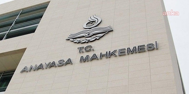 ANAYASA MAHKEMESİ'NDEN SİYASETÇİYE HAKARETE "İFADE ÖZGÜRLÜĞÜ"  KARARI