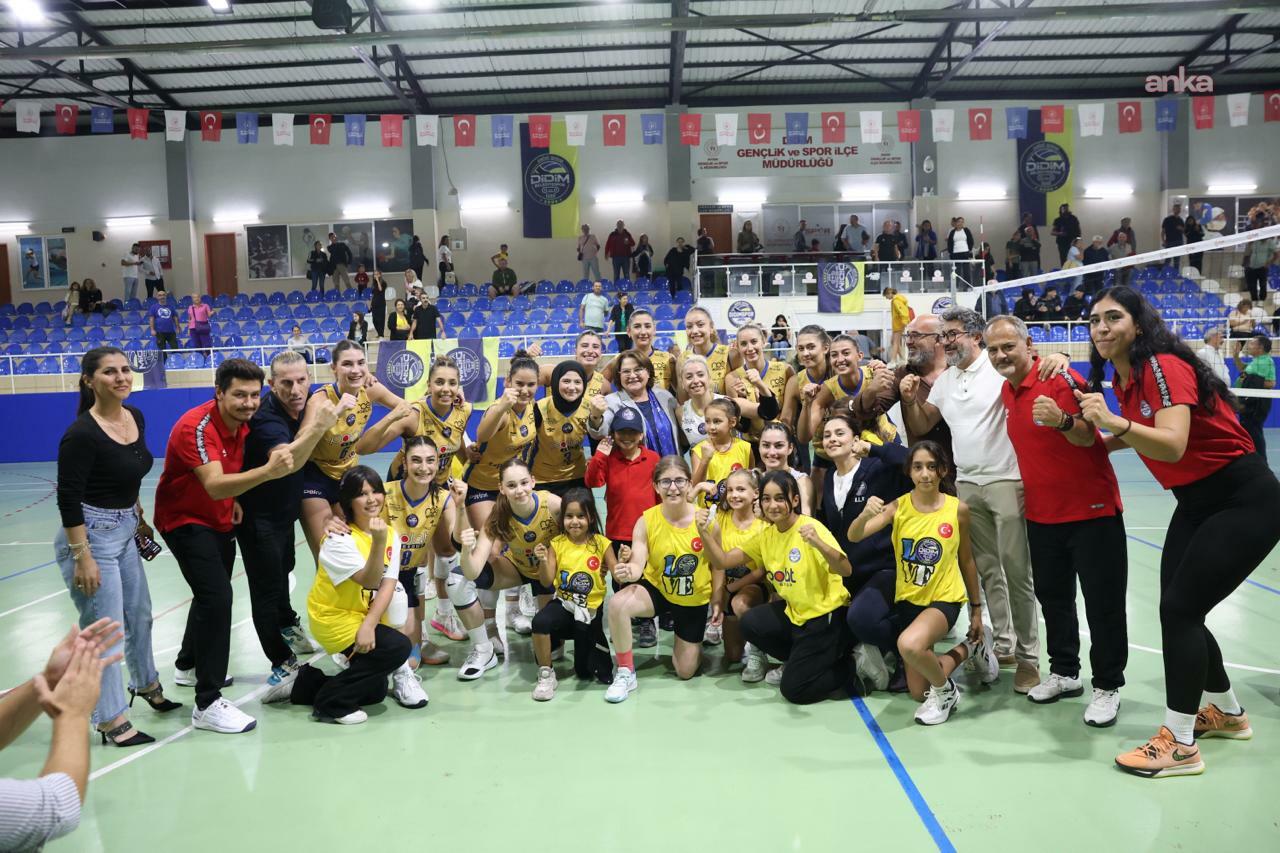 Didim Belediyespor Kadın Voleybol Takımı'ndan 3-2'lik galibiyet