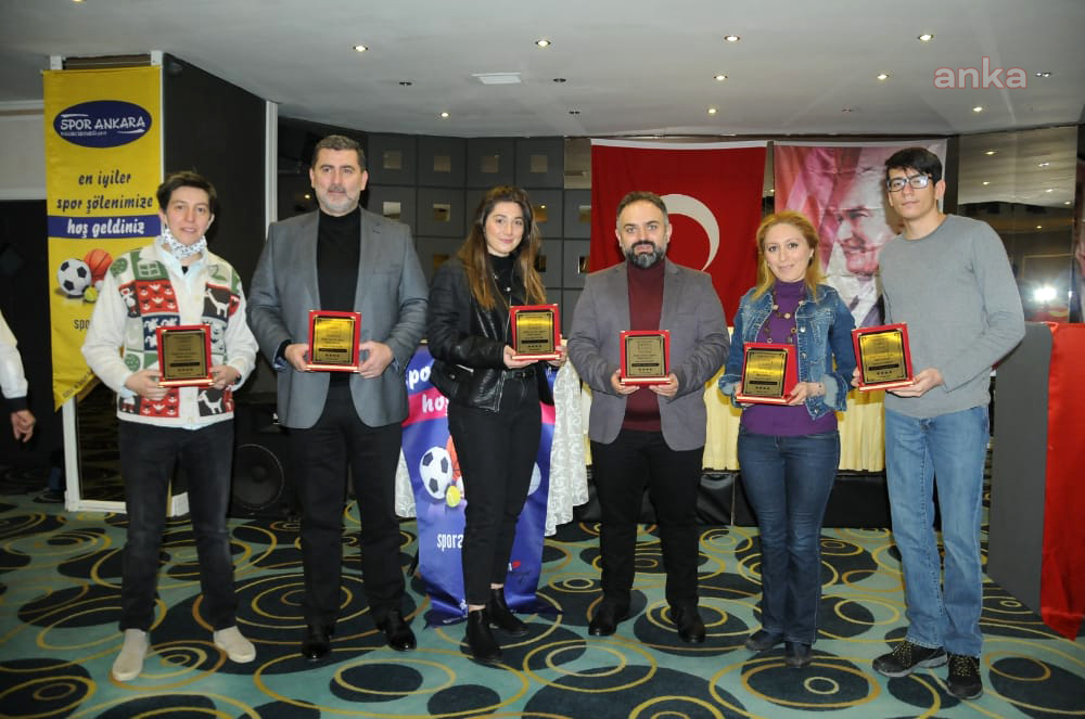 YENİMAHALLE BELEDİYESİ, SPOR ÖDÜLLERİNİ TOPLADI