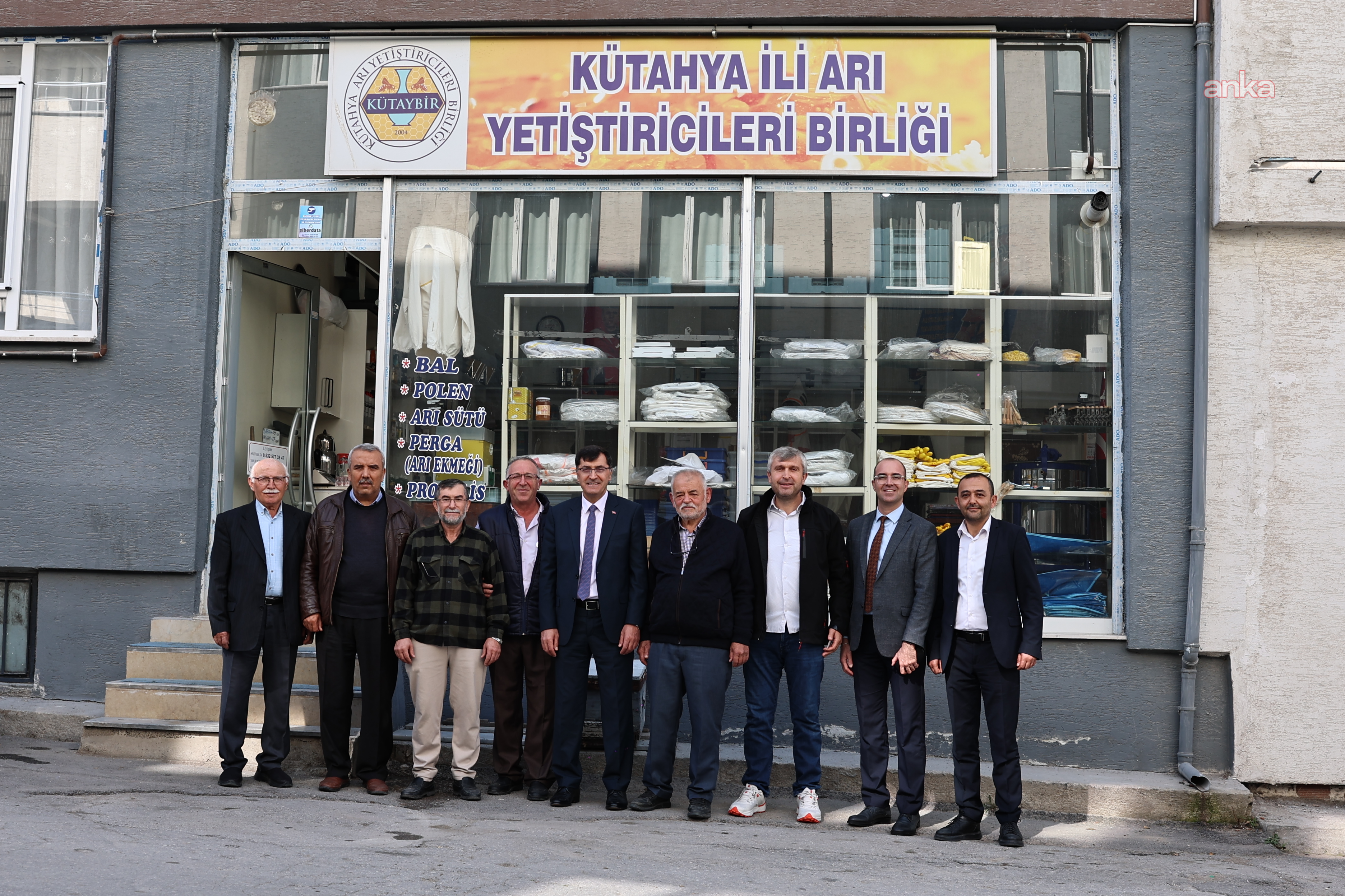 Kütahya Belediye Başkanı Kahveci'den arıcılara destek ziyareti