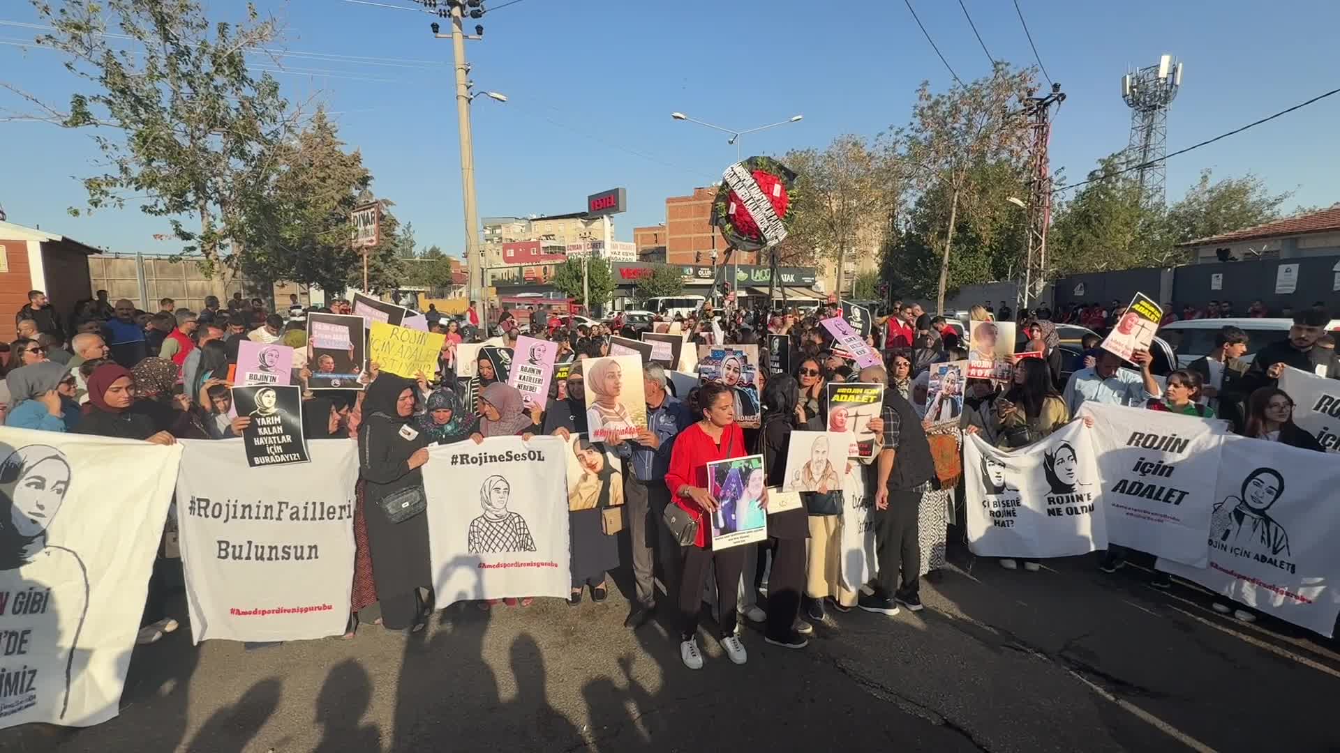 Rojin Kabaiş’in ölümünün birinci yıl dönümü… Kardeşi Elif: Rojin intihar etmedi çünkü biz o kızın hayatını, umutlarını, hayallerini, geleceğini biliyoruz