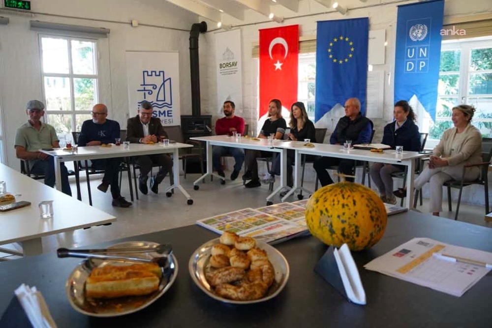 Çeşme Belediyesi’nden Dünya Kadın Çiftçiler Günü’nde anlamlı buluşma