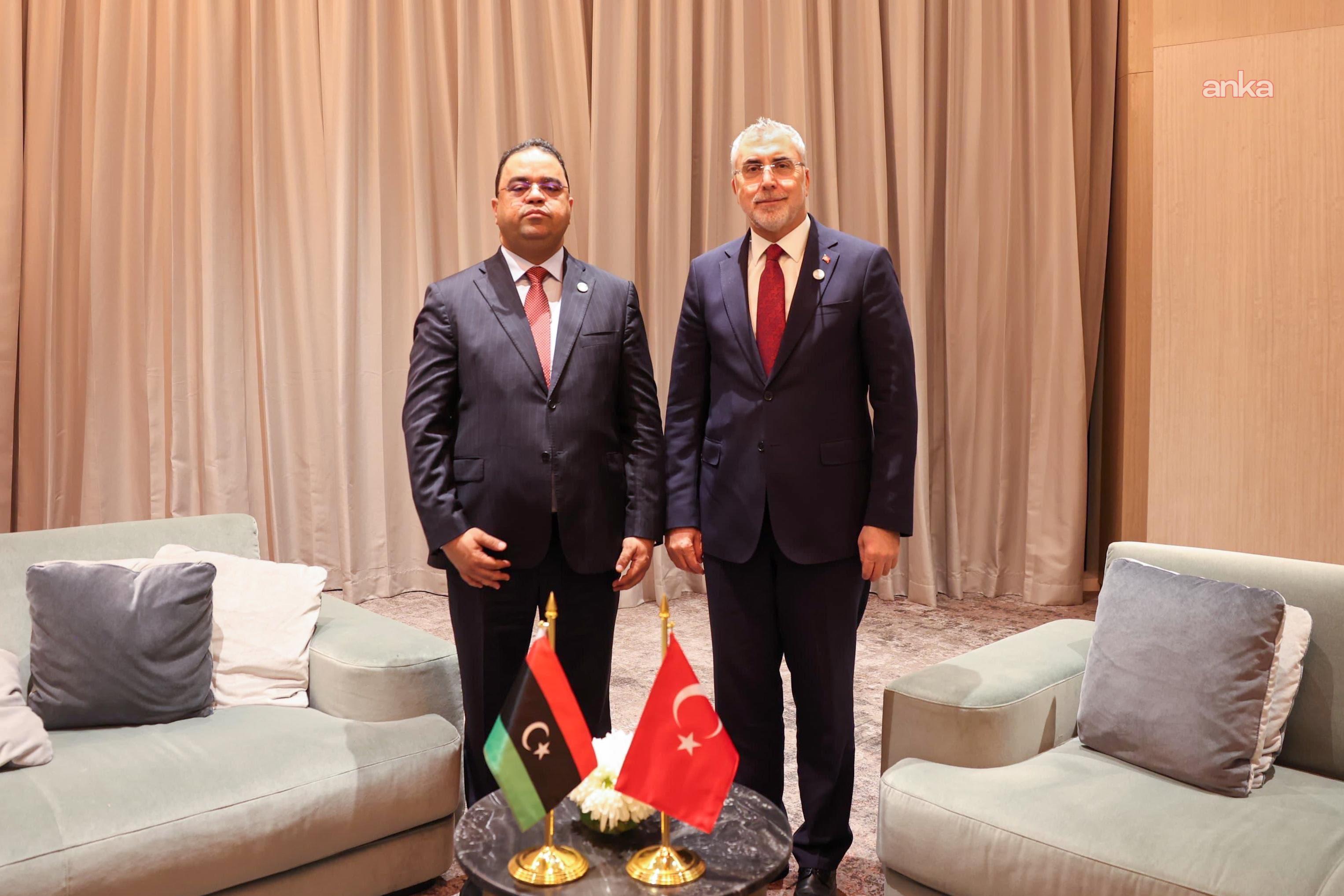 Bakan Işıkhan, Doha'da Libya Çalışma Bakanı Azum ile görüştü