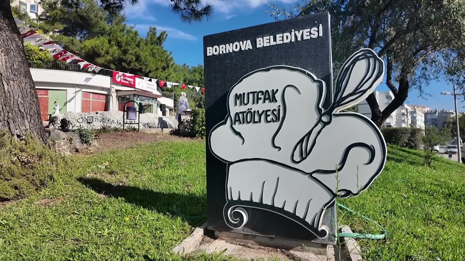 Bornovalı kadınlar, Sağlıklı Gıda Atölyeleri’nde buluştu