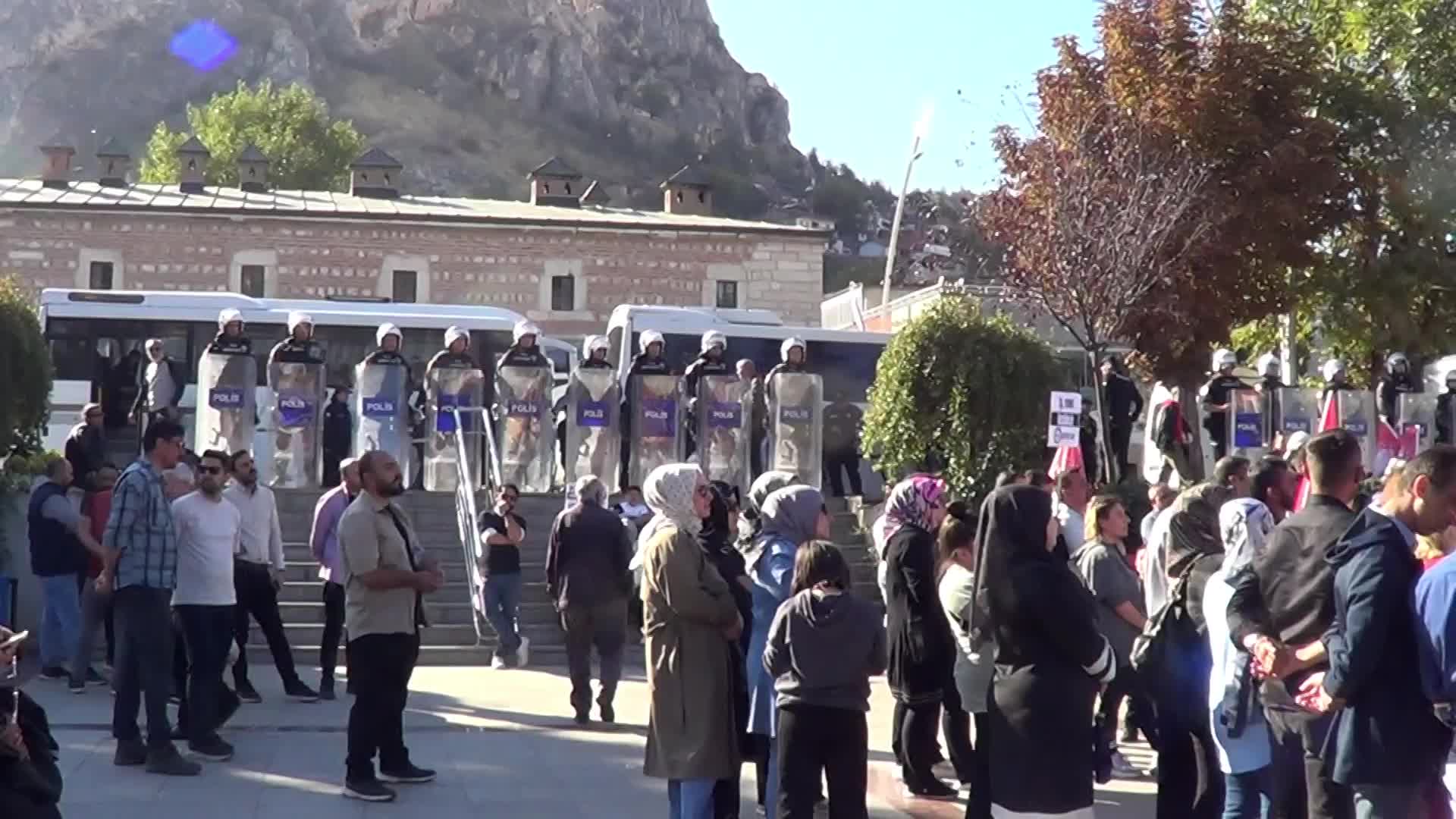Tokat'ta tekstil işçilerinin eylemi 13. gününde sürüyor
