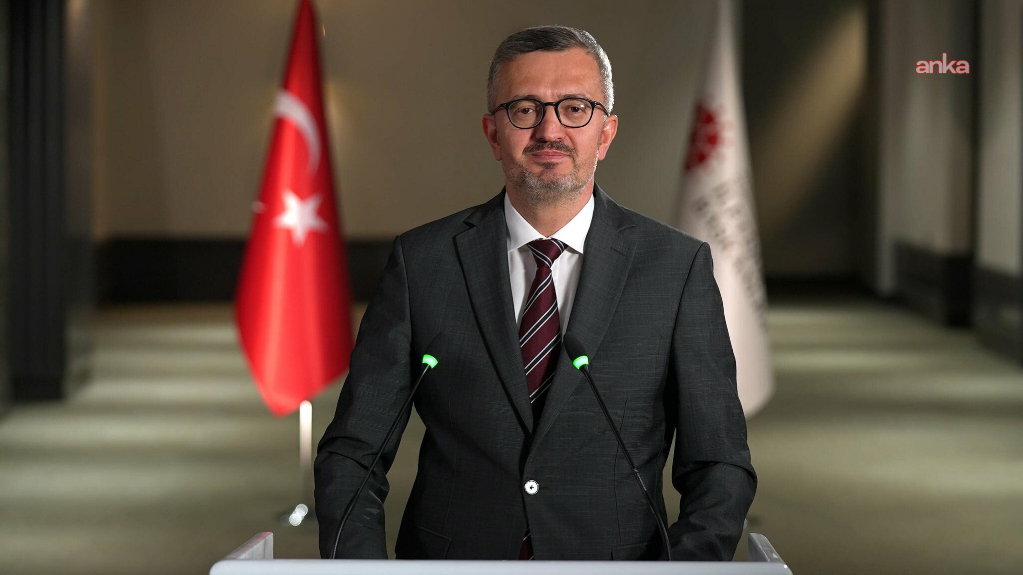 İletişim Başkanı Duran'dan, KKTC Cumhurbaşkanı seçilen Tufan Erhürman'a tebrik mesajı