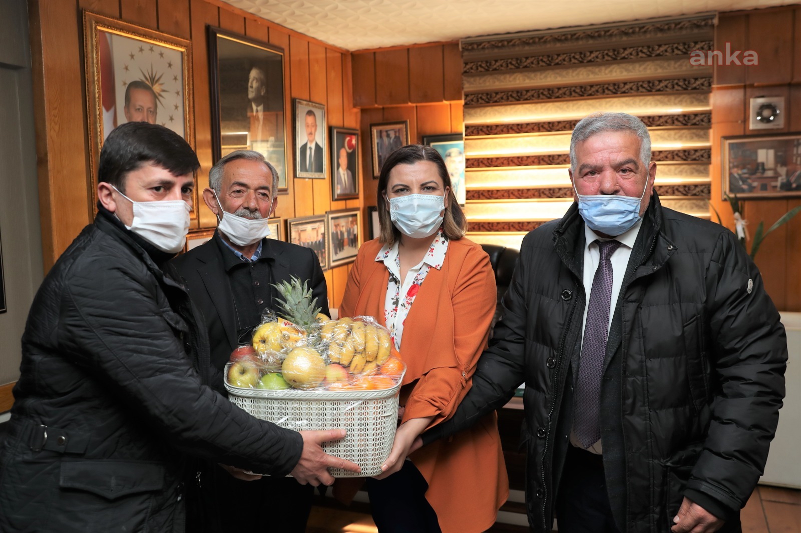İZMİT BELEDİYE BAŞKANI HÜRRİYET, PAZARCILAR ODASI VE LOKANTACILAR ODASINI ZİYARET ETTİ