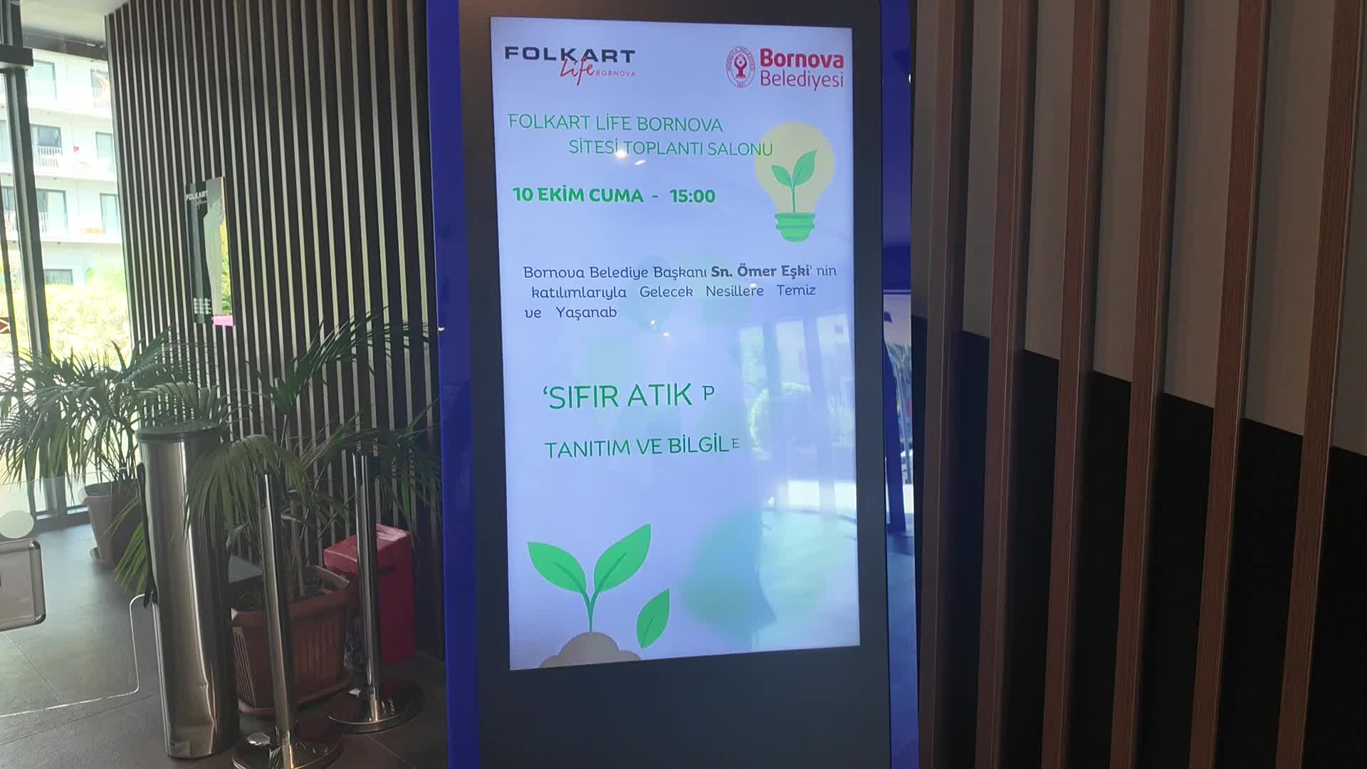 Bornova Belediyesi'nden site sakinlerine "atık yönetimi" eğitimi