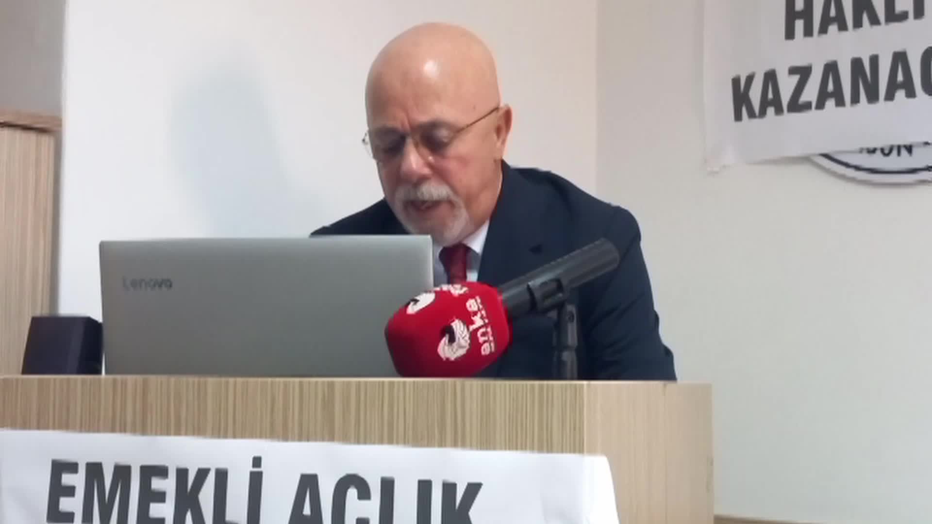 DİSK Emekli-Sen Genel Başkanı Yavuz: "Demokrasi ve sınıf mücadelesinden emekli olunmaz"