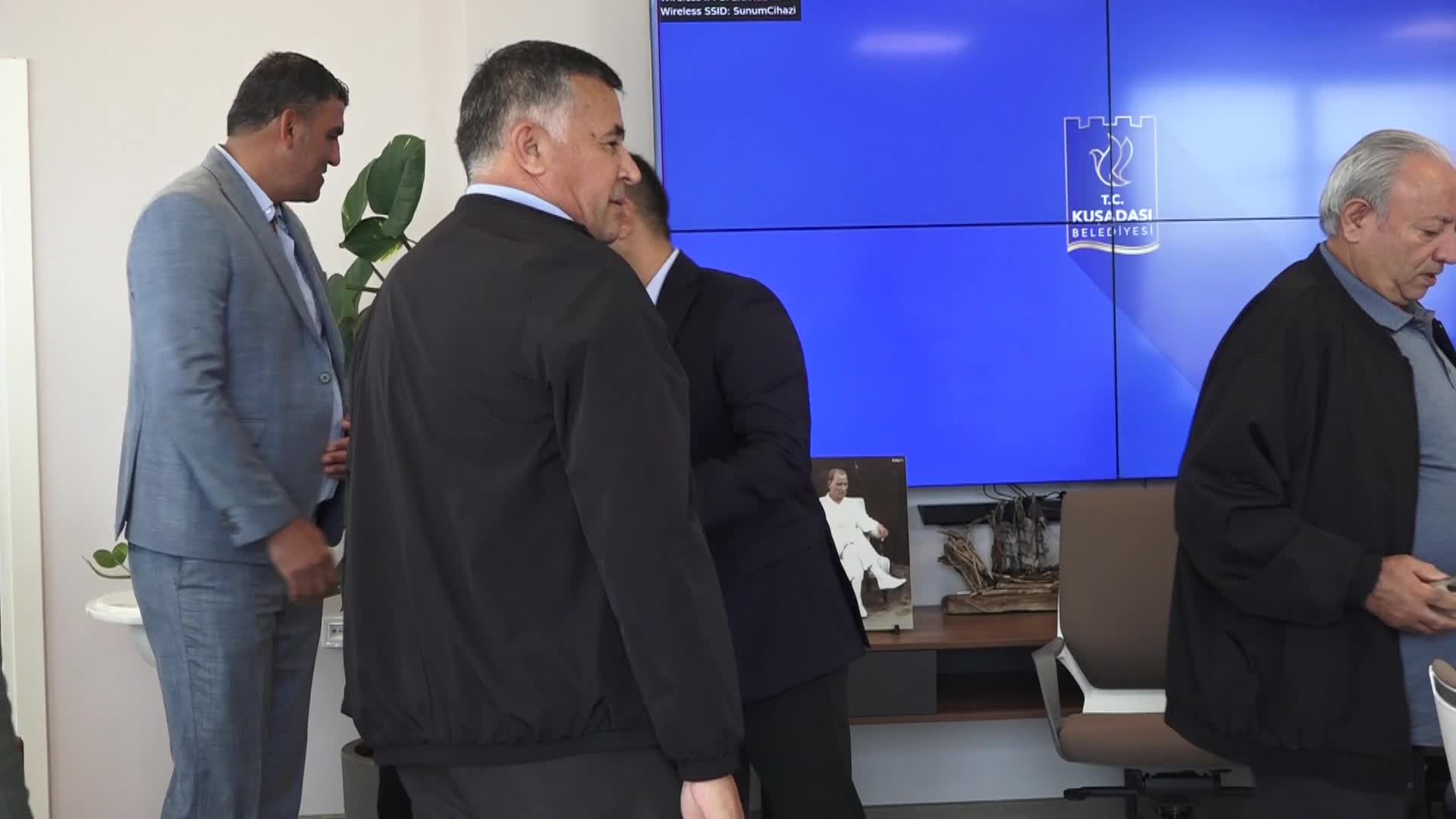 Kuşadası Belediye Başkanı Günel: "Kentimizi muhtarlarımızla birlikte ortak akılla yöneteceğiz"