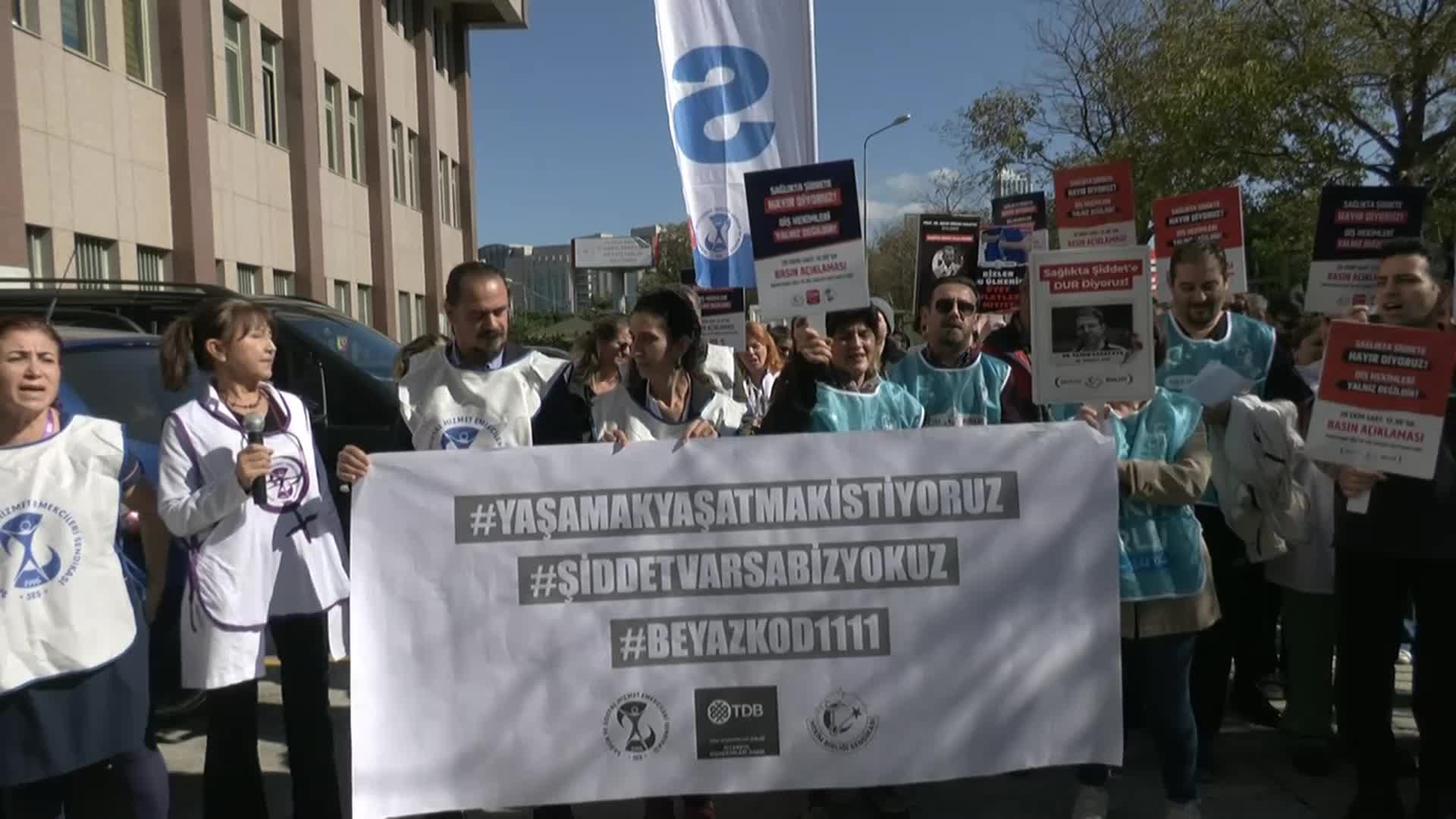 Okmeydanı'nda hekimlere 'organize' saldırı: “Hasta yakını dönüp linç girişimine kalkıştı”