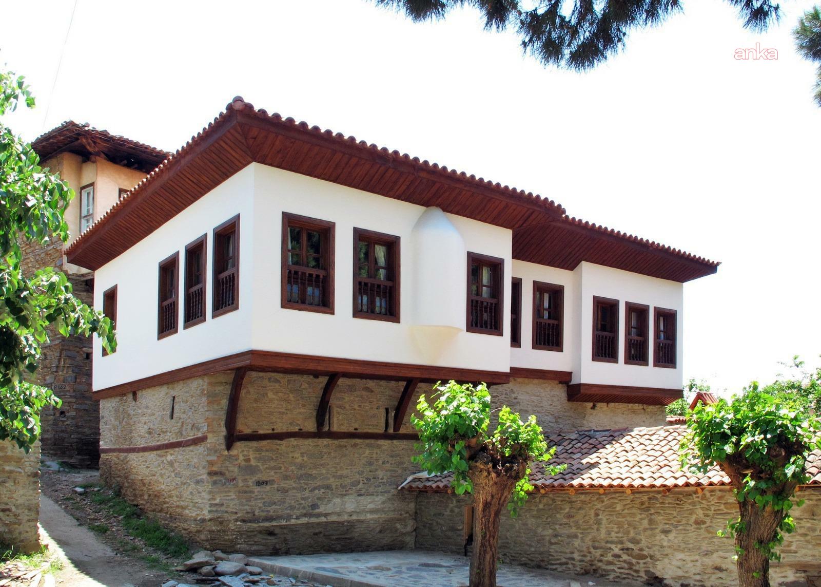 İzmir'de Tarihe Saygı Yerel Koruma Ödülleri’nin 20 yıllık serüveni "dijital haritaya" aktarıldı