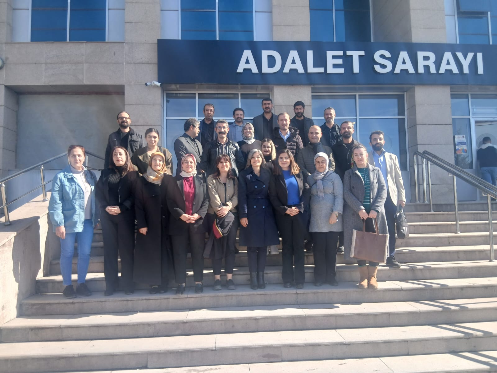 Van Büyükşehir Belediye Meclisi Üyesi Şedal'ın “halkı kin ve düşmanlığa tahrik”ten yargılanmasına başlandı