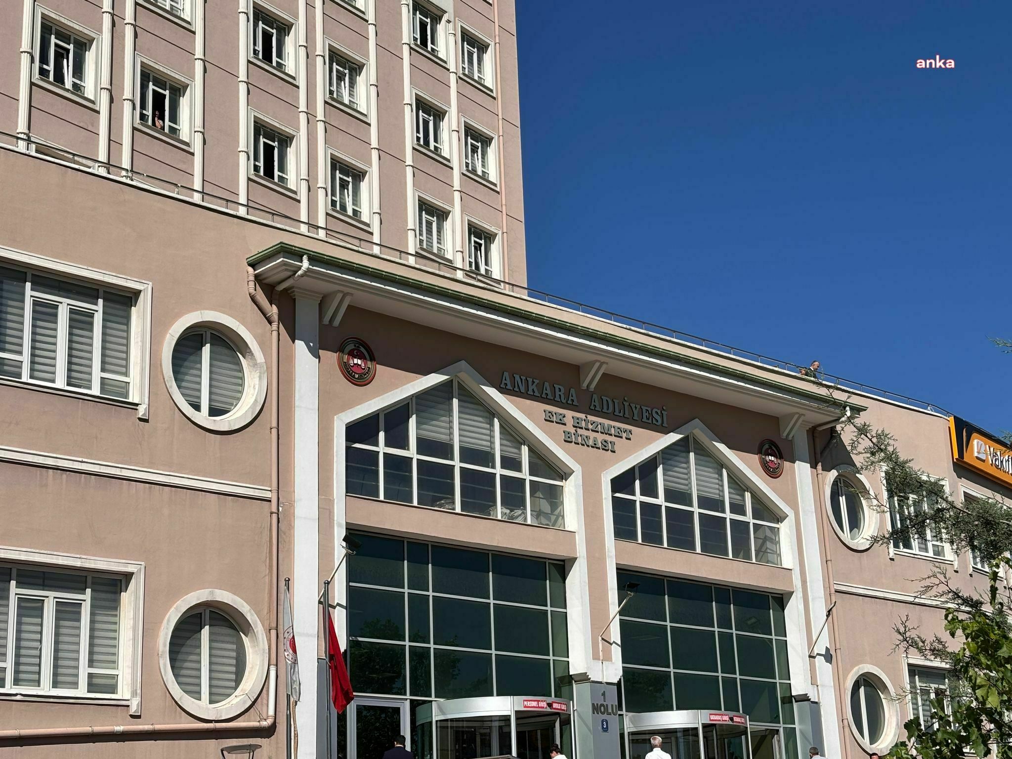 CHP kurultaylarının iptali istemi reddedildi... Mahkeme, "davanın konusuz kalması ve husumet yokluğunu" gerekçe gösterdi