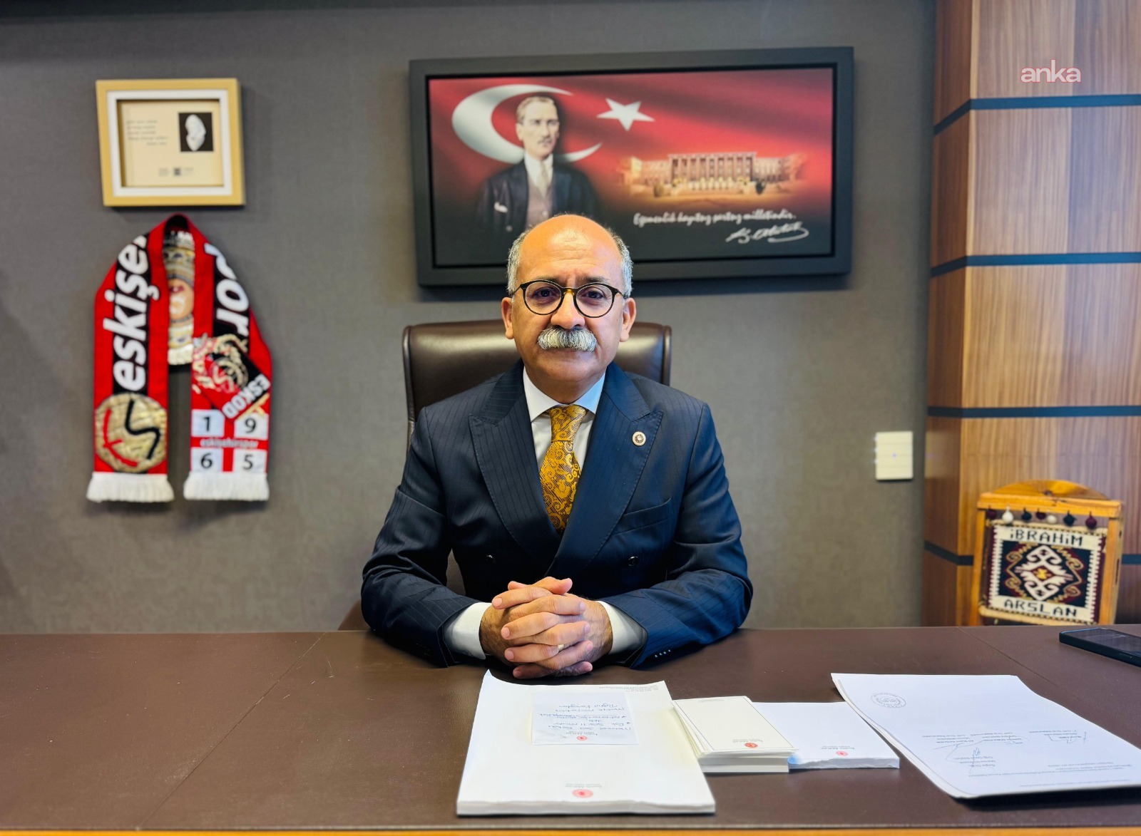 CHP’li Arslan’dan Meclis Başkanlığı ve İçişleri Bakanlığı’na tepki:  “Milletvekillerine yönelik bu antidemokratik saldırının hesabını sormaya devam edeceğiz"
