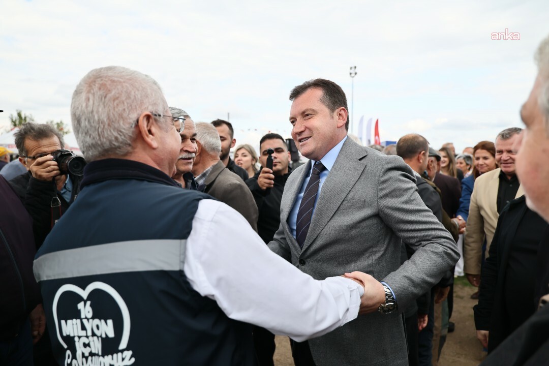 Silivri Belediyesi’nden çiftçilere sertifikalı buğday tohumu desteği