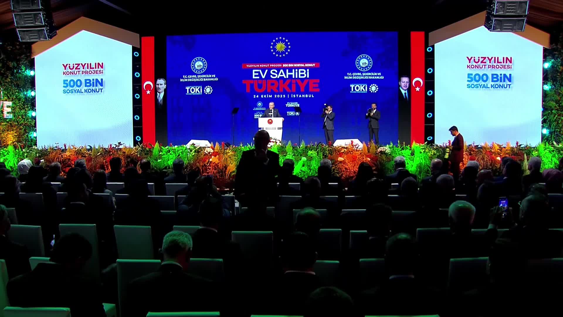 Cumhurbaşkanı Erdoğan: "500 bin sosyal konut projesindeki evler ayda 6 bin 750 liradan başlayan taksitlerle ödenecek"