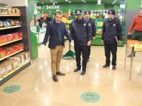 ZEYTİNBURNU BELEDİYESİ SOKAKLARI DEZENFEKTE EDİYOR