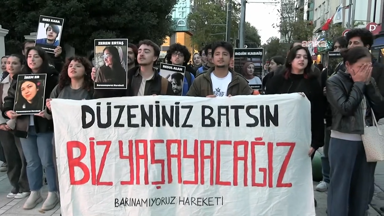 Asansör faciasında hayatını kaybeden Zeren Ertaş, İstanbul'da anıldı... Anne Serpil Ertaş:  Bu devlete hakkımı helal etmiyorum. Hakkım haram olsun devletin yetkililerine.