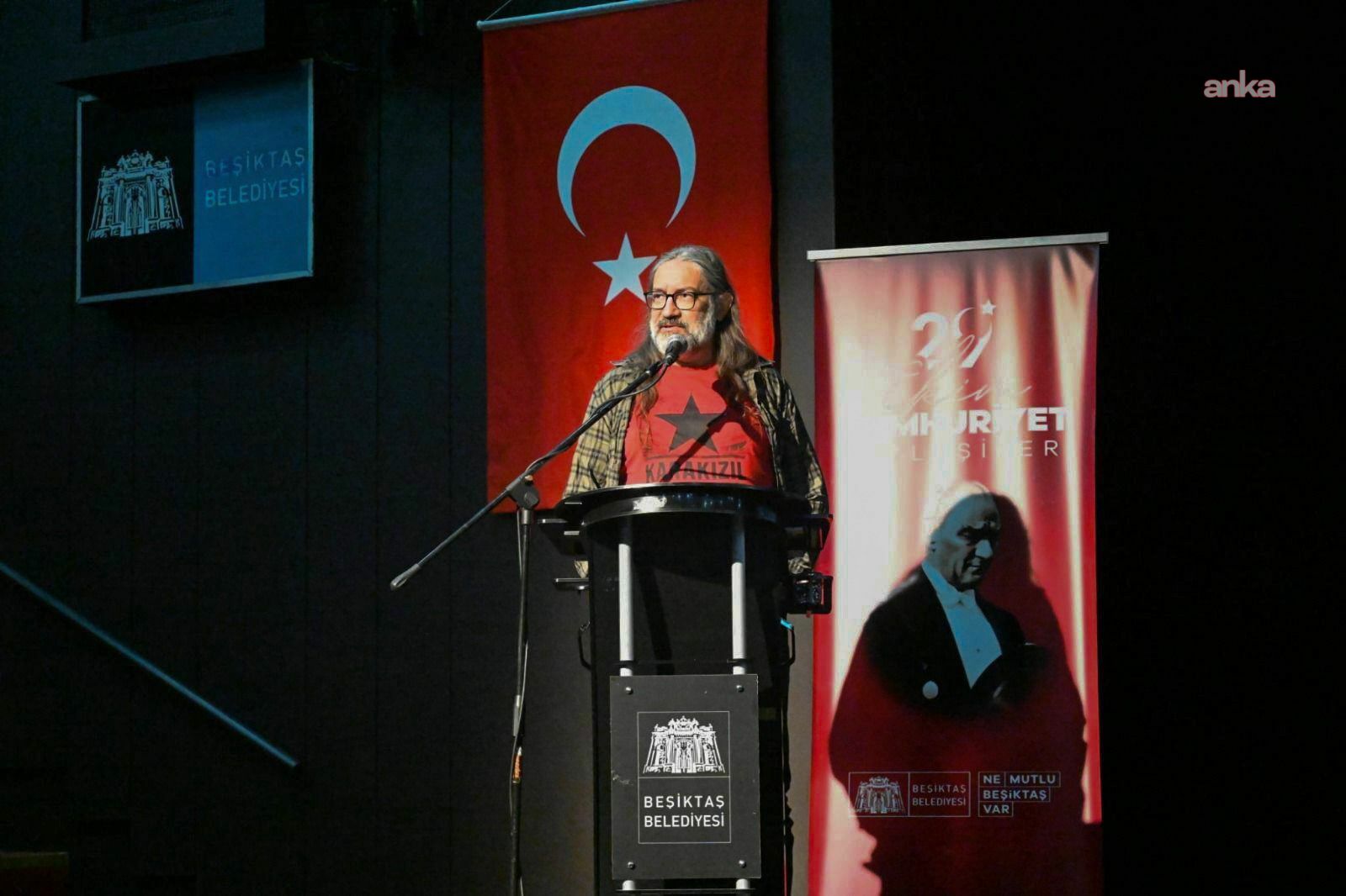 Cumhuriyet’in ışığında Beşiktaş’ta söyleşi etkinliği