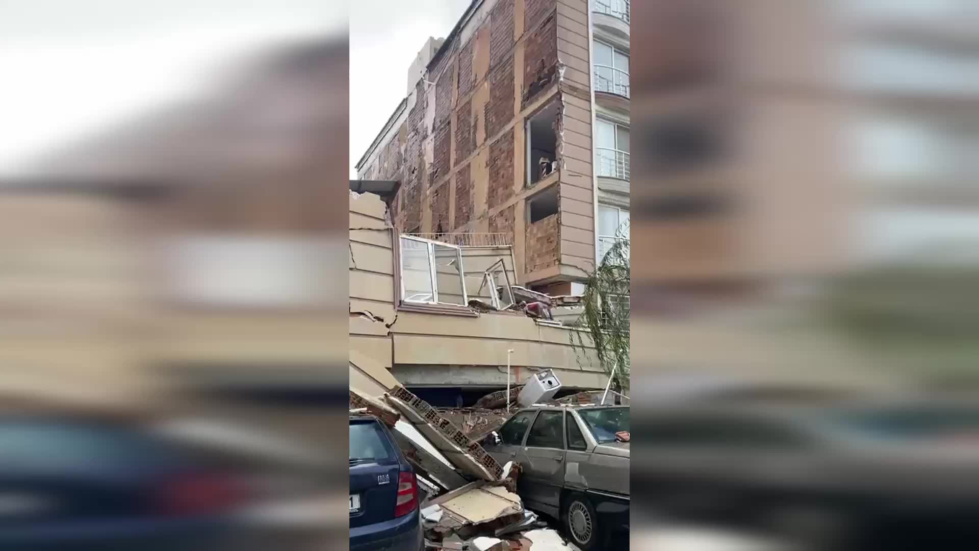 Depremde 23 kişinin hayatını kaybettiği Kasaplar Apartmanı davasında tutuklu sanık bulunmuyor... Mağdurlar: "3 yıldır adalet bekliyoruz"