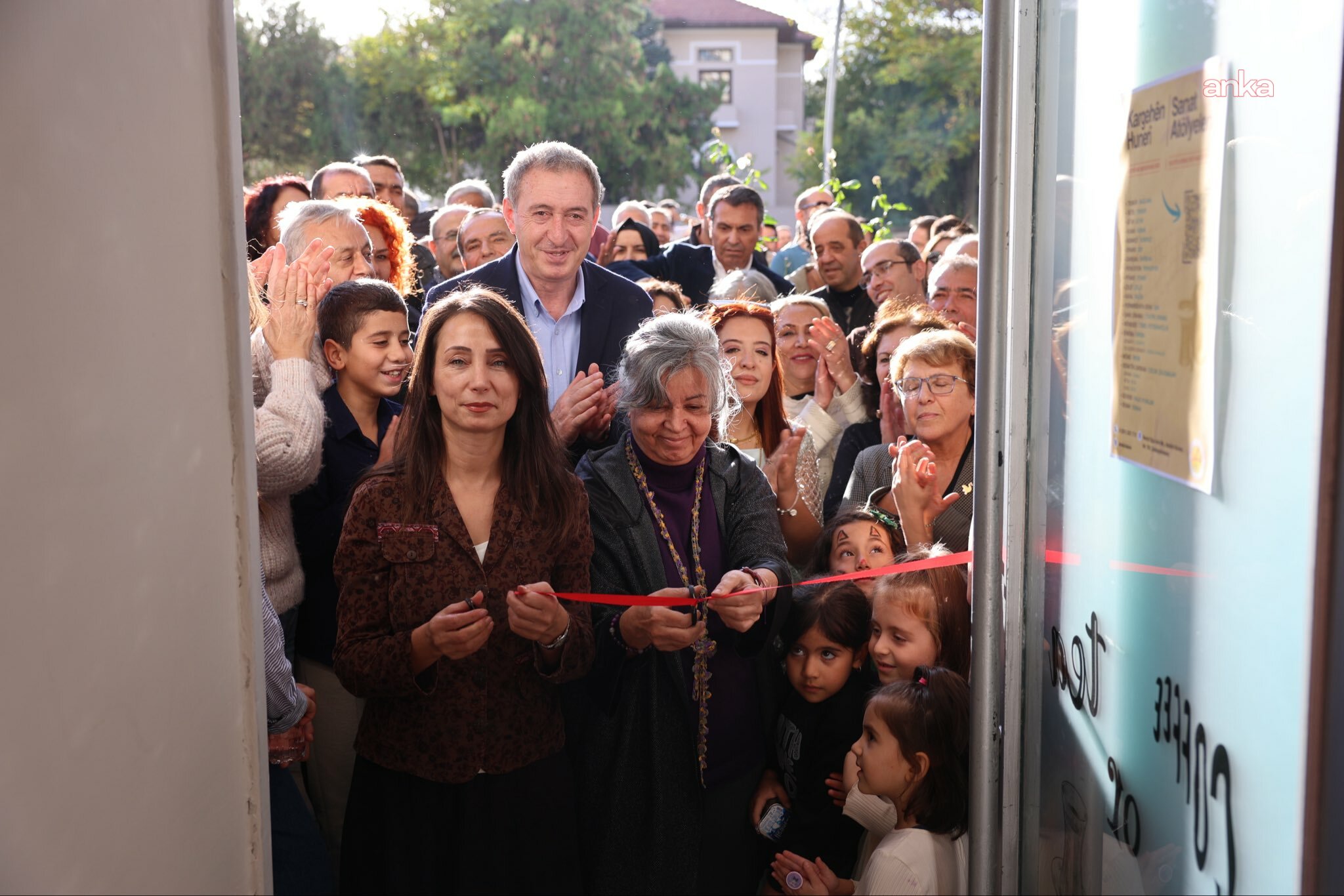 DEM Parti Eş Genel Başkanları Anatolia Kültür Merkezi'nin açılışına katıldı