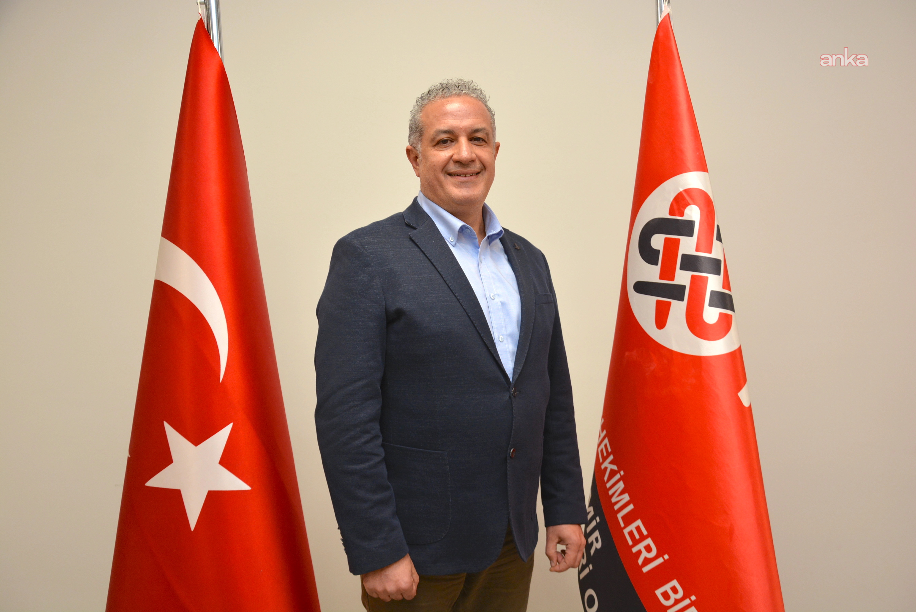 İzmir Diş Hekimleri Odası Başkanı Atinel'den yeni ruhsat vergisine tepki: Mükerrer biçimde alınan harç ve bedeller artık bir 'haraç' algısı yaratmakta