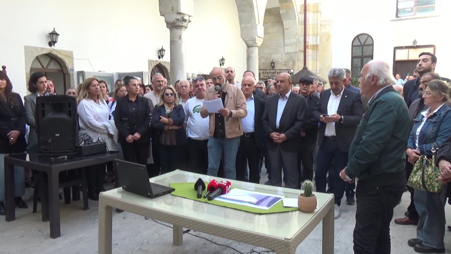 Sinop Pervane Medresesi esnafından tahliye kararına tepki: Bu mülkü kimseye vermeyiz ve farklı amaçla kullanılmasına müsaade etmeyiz