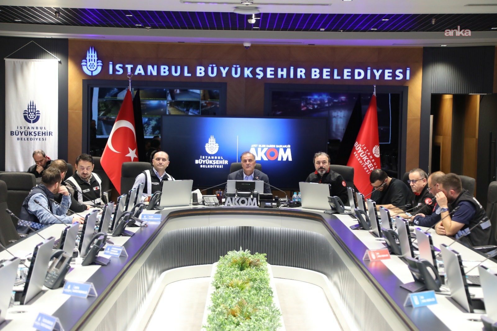 İBB Belediye Başkan Vekili Aslan: Sındırgı'daki depremin ardından AKOM'da ekiplerimizle birlikte süreci anlık takip ediyoruz