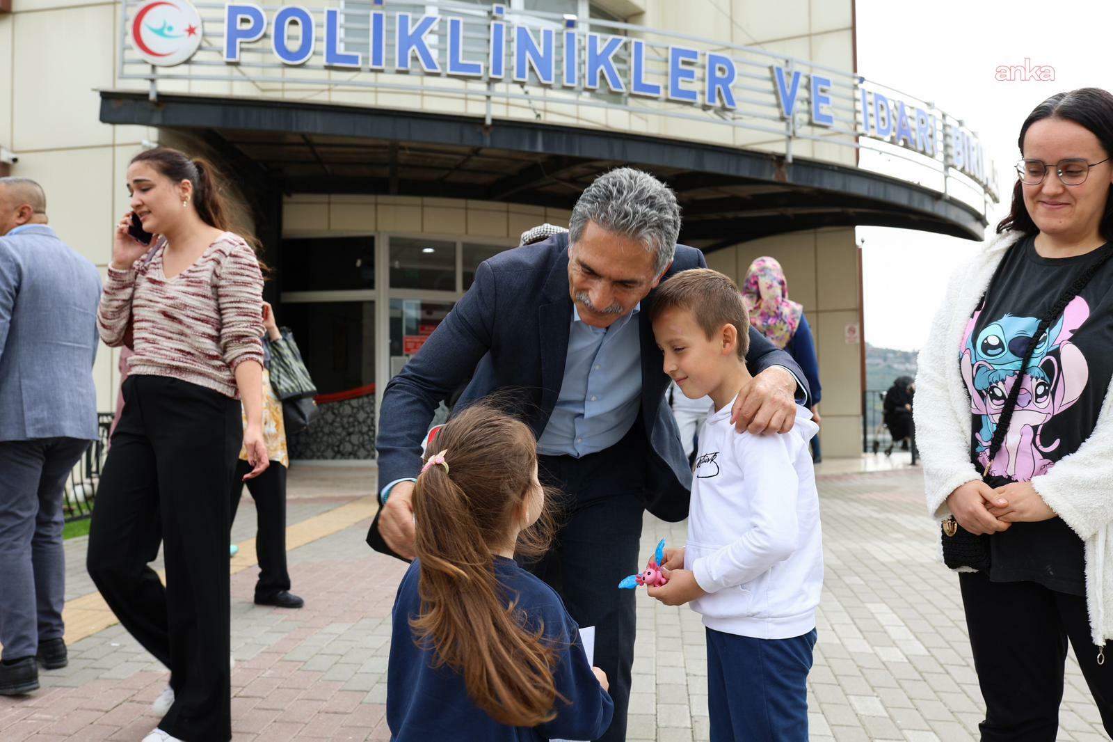 Belediye Başkanı Deviren'den Gemlik Hastanesi'ne ziyaret
