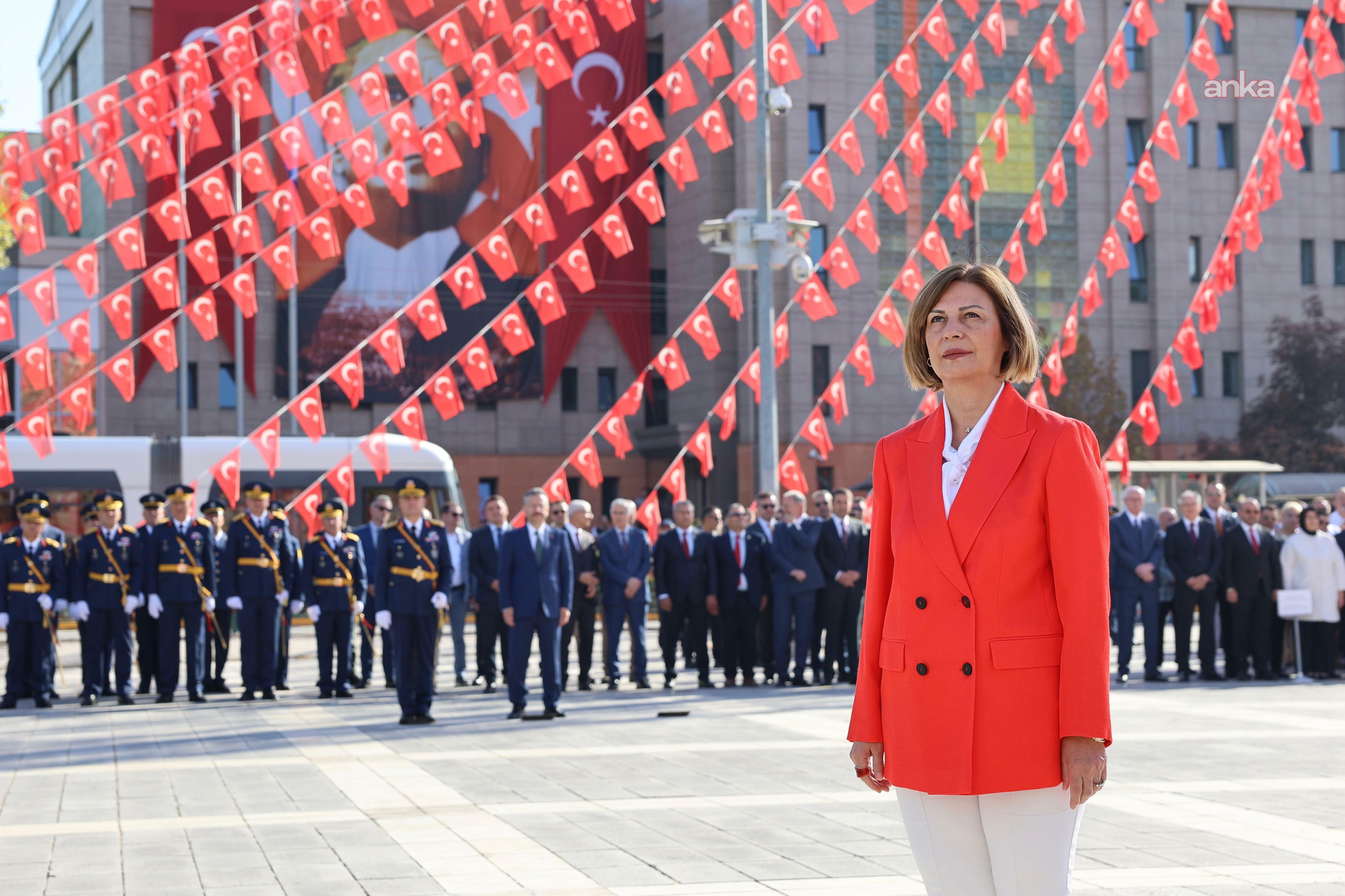 Eskişehir Büyükşehir Belediye Başkanı Ünlüce: "Savaş ve gözyaşlarıyla ateş çemberine dönen bir dünyada, en doğru pusulamız Cumhuriyettir"