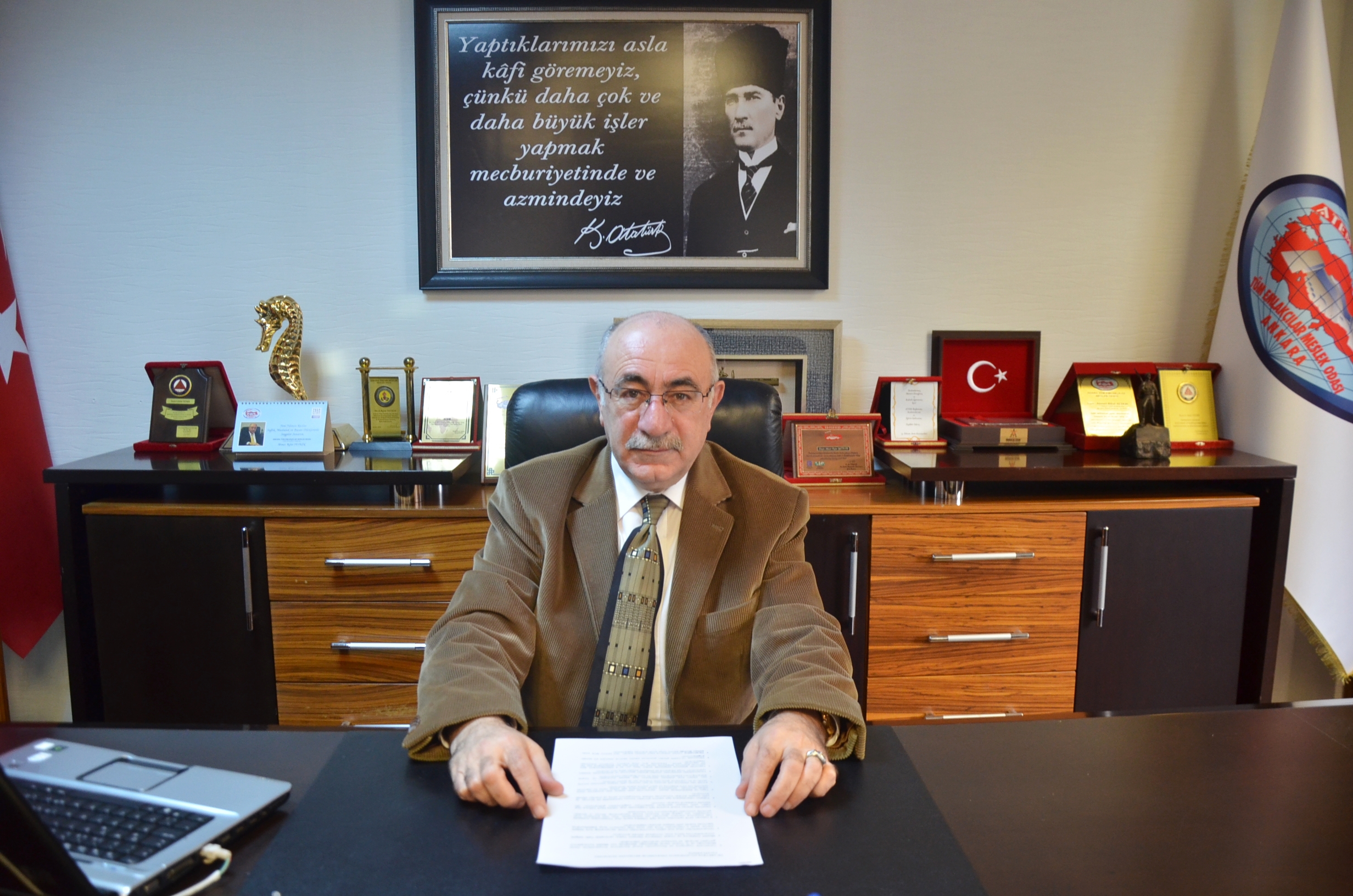 EMLAKÇILAR KORONAYA KARŞI TALEPLERİNİ AÇIKLADI